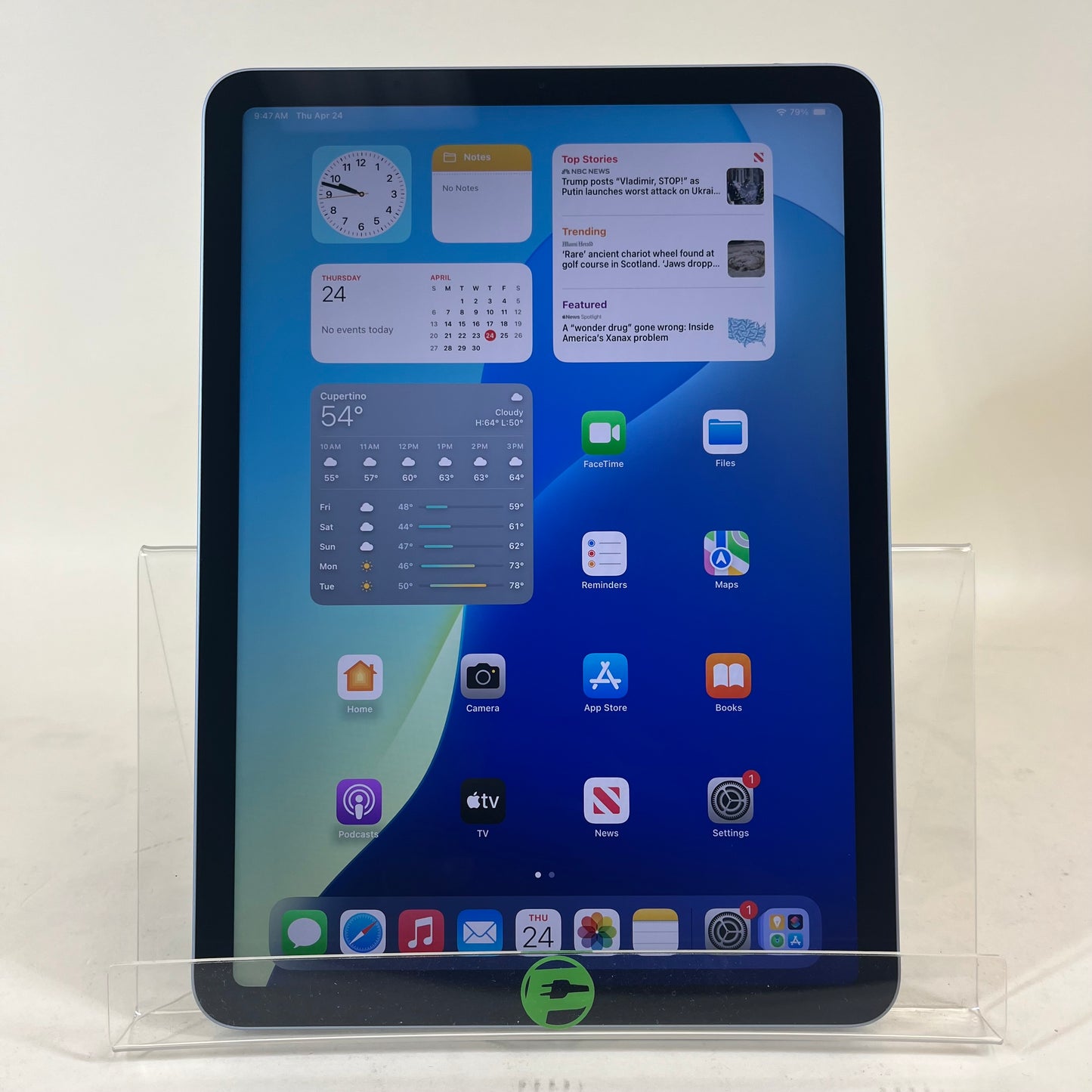WiFi Only Apple iPad Air 4th Gen 64GB 18.3.1 BLUE FYFQ2LL/A