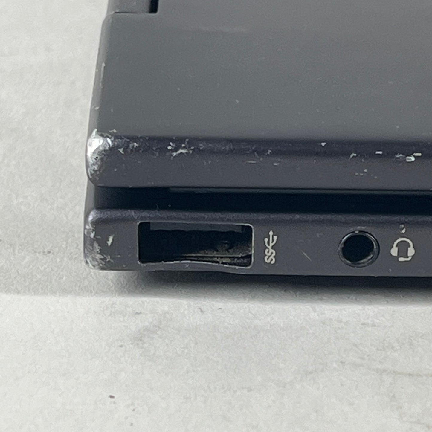 HP Envy x360 15-FH0013DX 15.6" Ryzen 5 7530U 2.0GHz 8GB RAM 256GB SSD