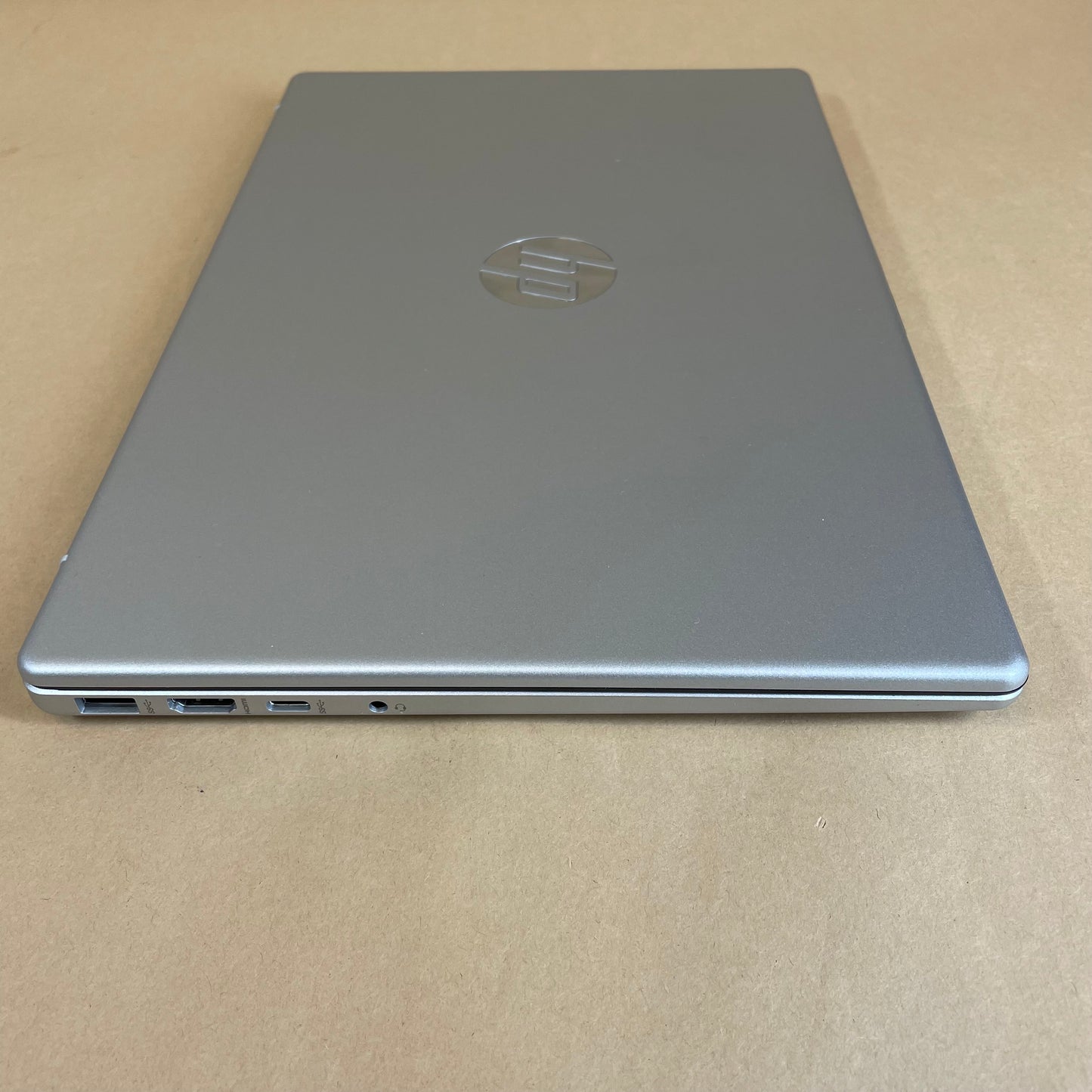 New HP Laptop 14-EP0299NR 14" i3-N305 3.8GHz 8GB RAM 256GB SSD