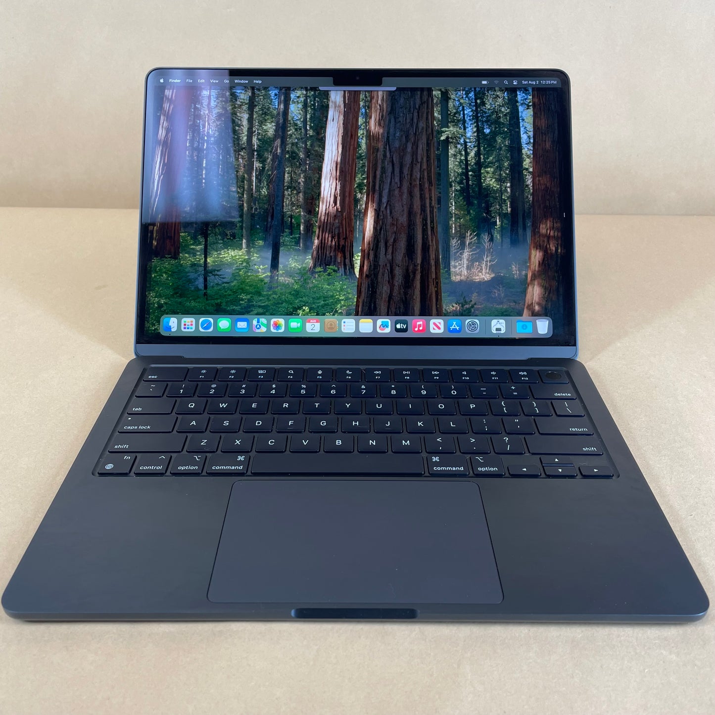 2024 Apple MacBook Air 13.6" M3 8C GPU 4.0GHz 16GB RAM 256GB SSD A3113