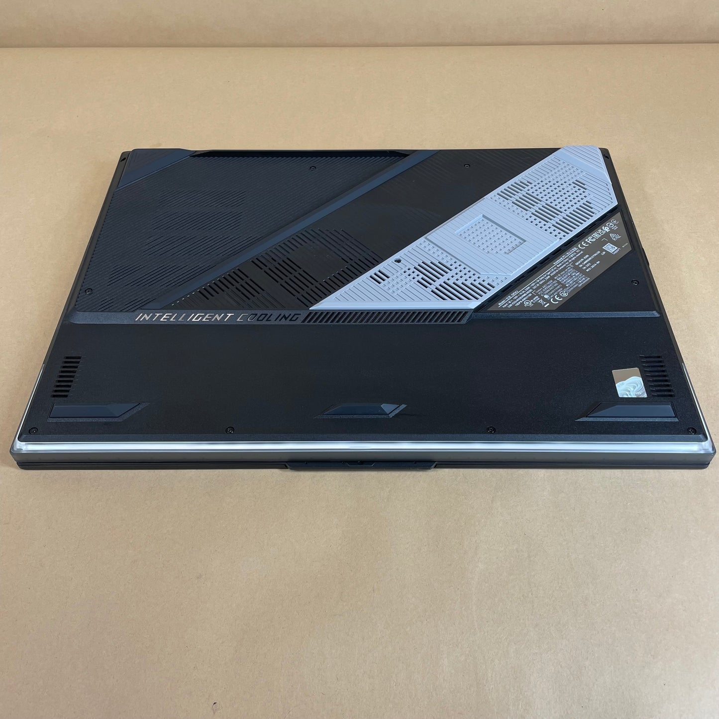 Asus ROG Strix Scar 18 G834 i9-14900HX 2.2GHz 64GB RAM 2TB SSD GeForce RTX 4090