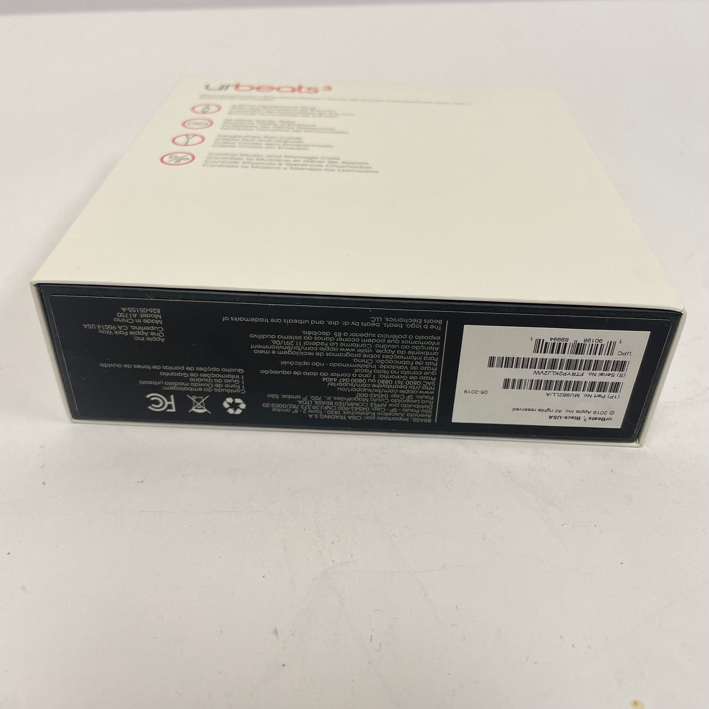 New Beats urBeats3 Wired In-Ear Headphones Black MU982LL/A