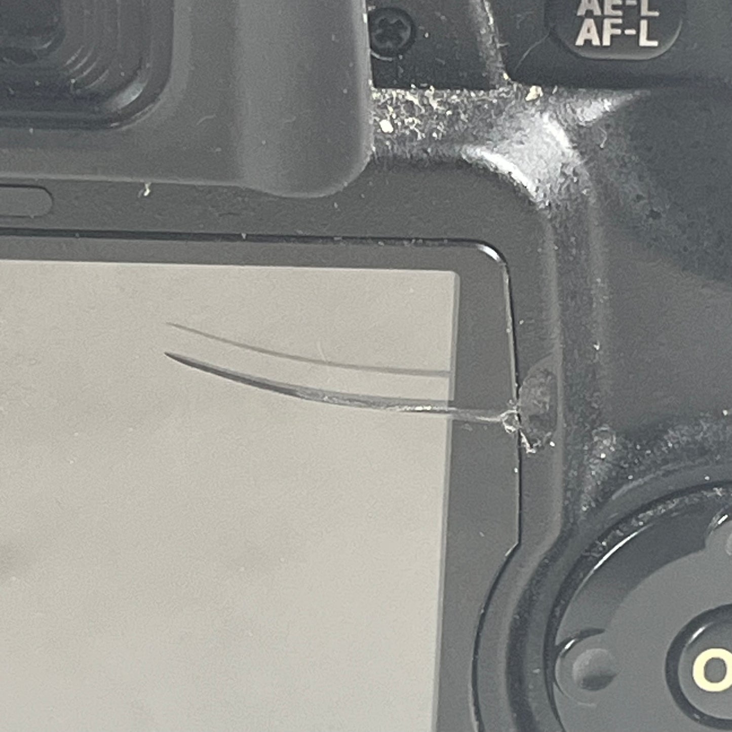 Broken Nikon D60 10.2MP DSLR Camera Cracked Screen