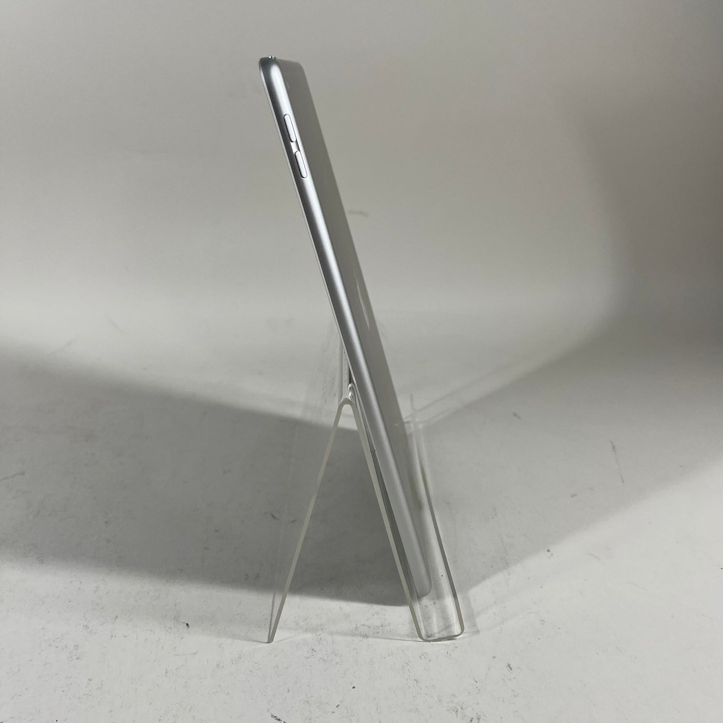 WiFi Only Apple iPad 9th Gen 64GB Silver MK2L3LL/A