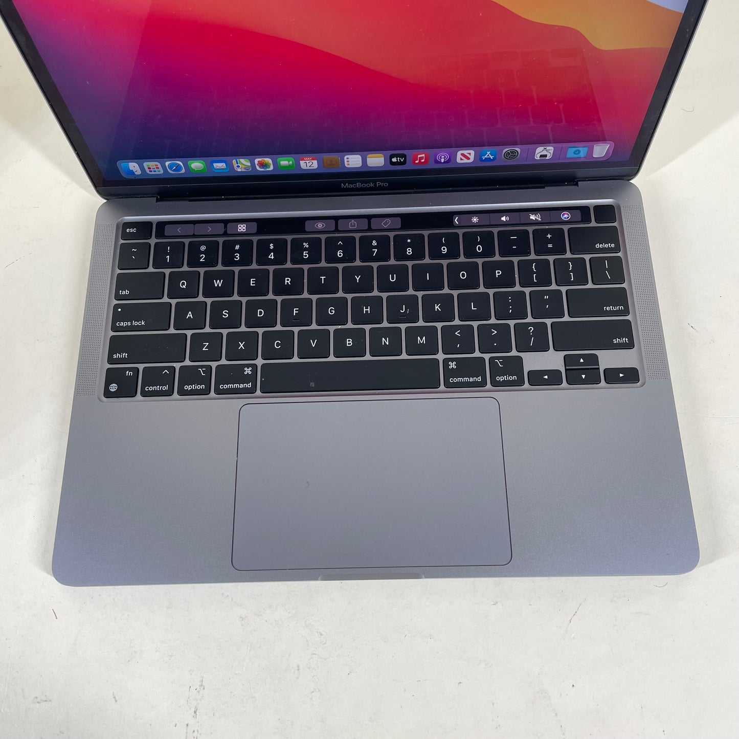 2020 Apple MacBook Pro 13.3" M1 8C GPU 3.2GHz 8GB RAM 256GB SSD A2338