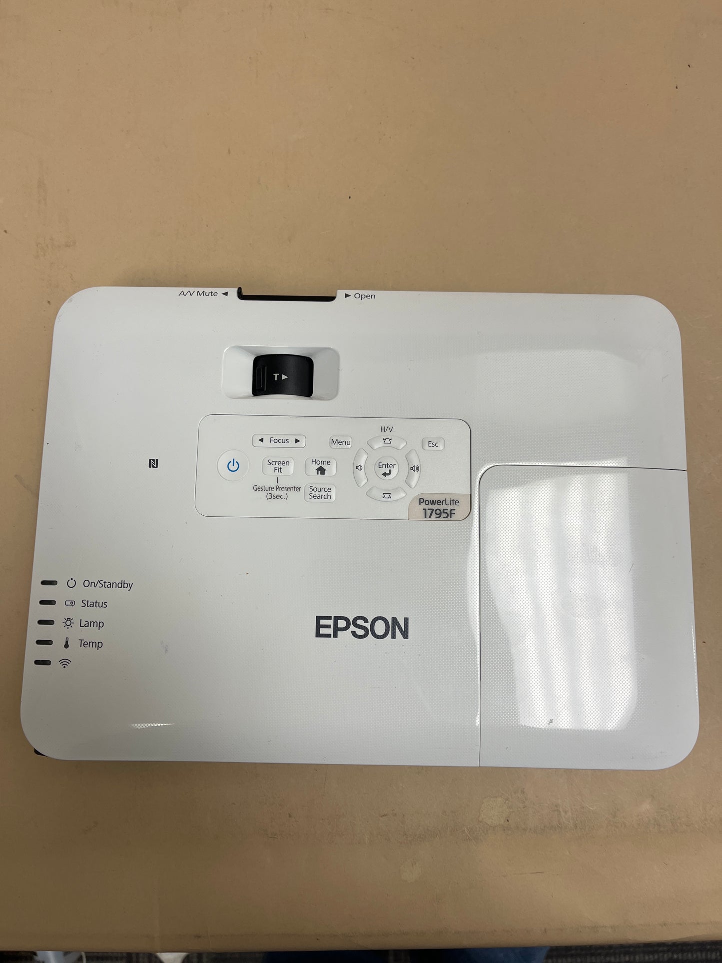 Epson PowerLite Full HD 1080P 3,200 Lumens Portable Projector H796A