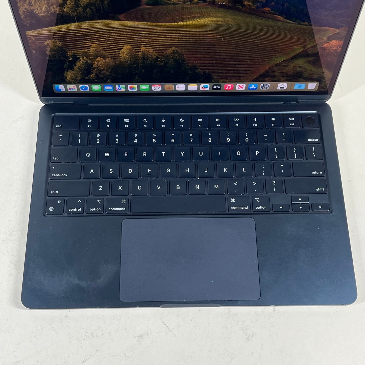2022 Apple MacBook Air 13.6" M2 8C GPU 3.5GHz 8GB RAM 256GB SSD A2681