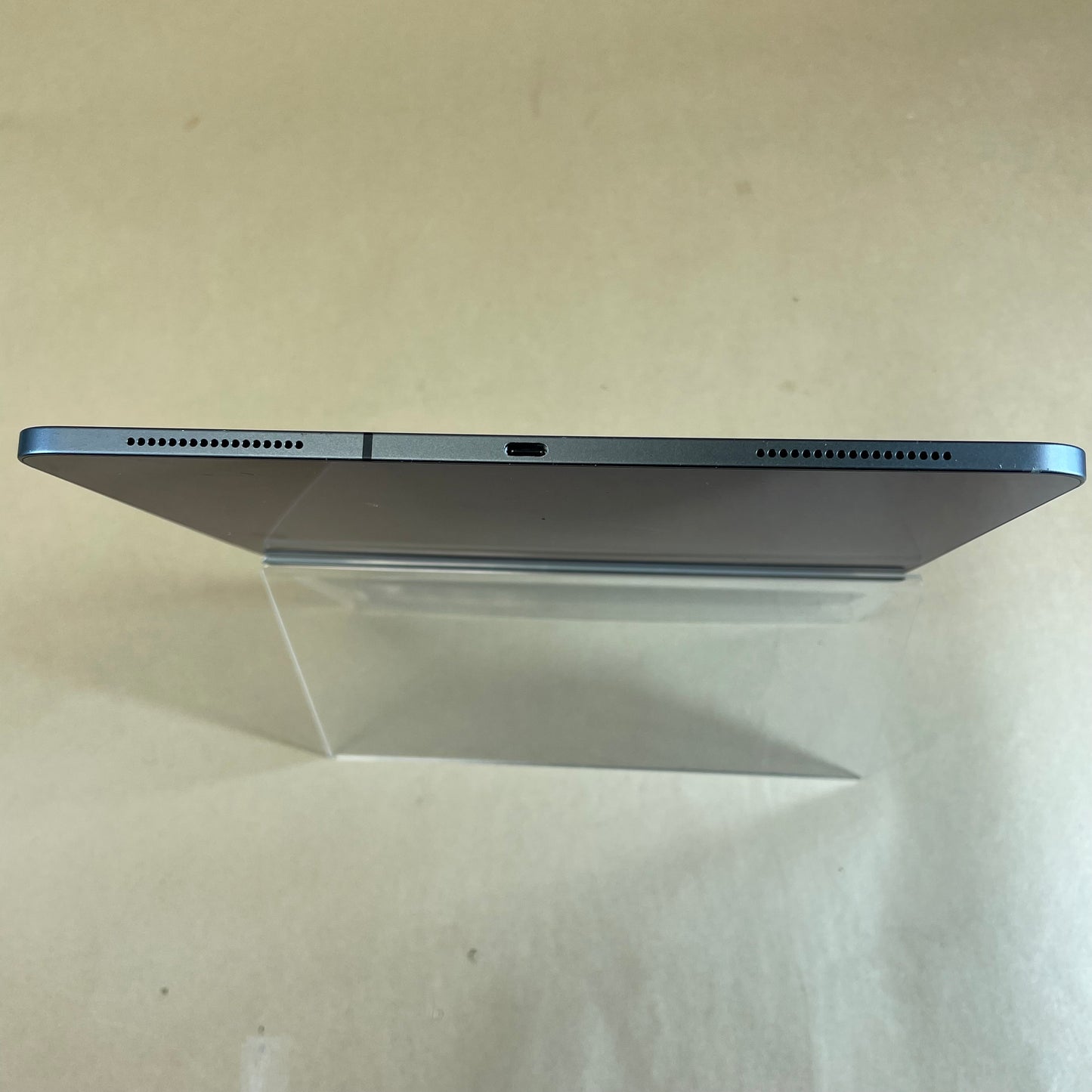 Broken Unlocked Apple iPad Pro 12.9" 3rd Gen 64GB 18.4 A2014 Cracked
