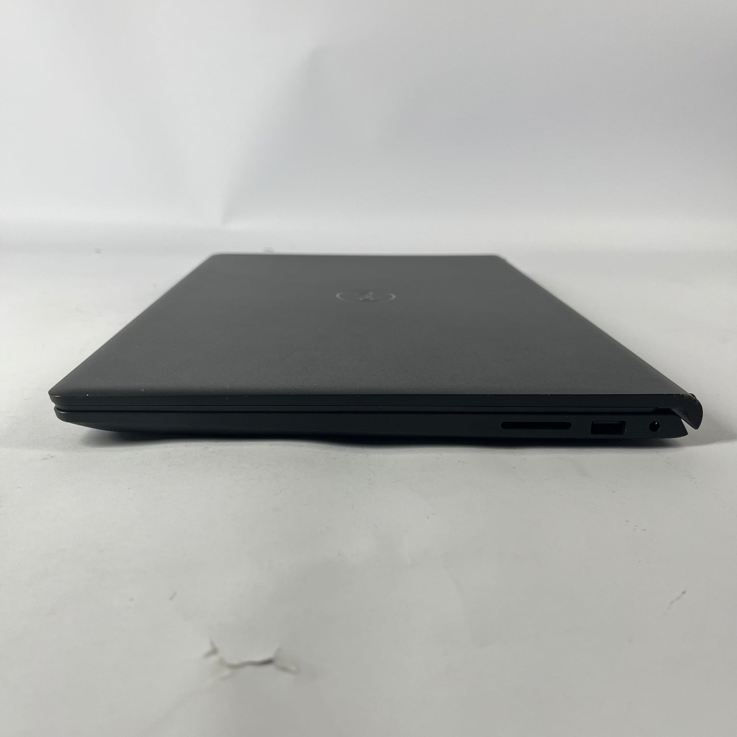 Dell 15 DC15250 15.6" Core 3 100U 1.2GHz 8GB RAM 500GB SSD