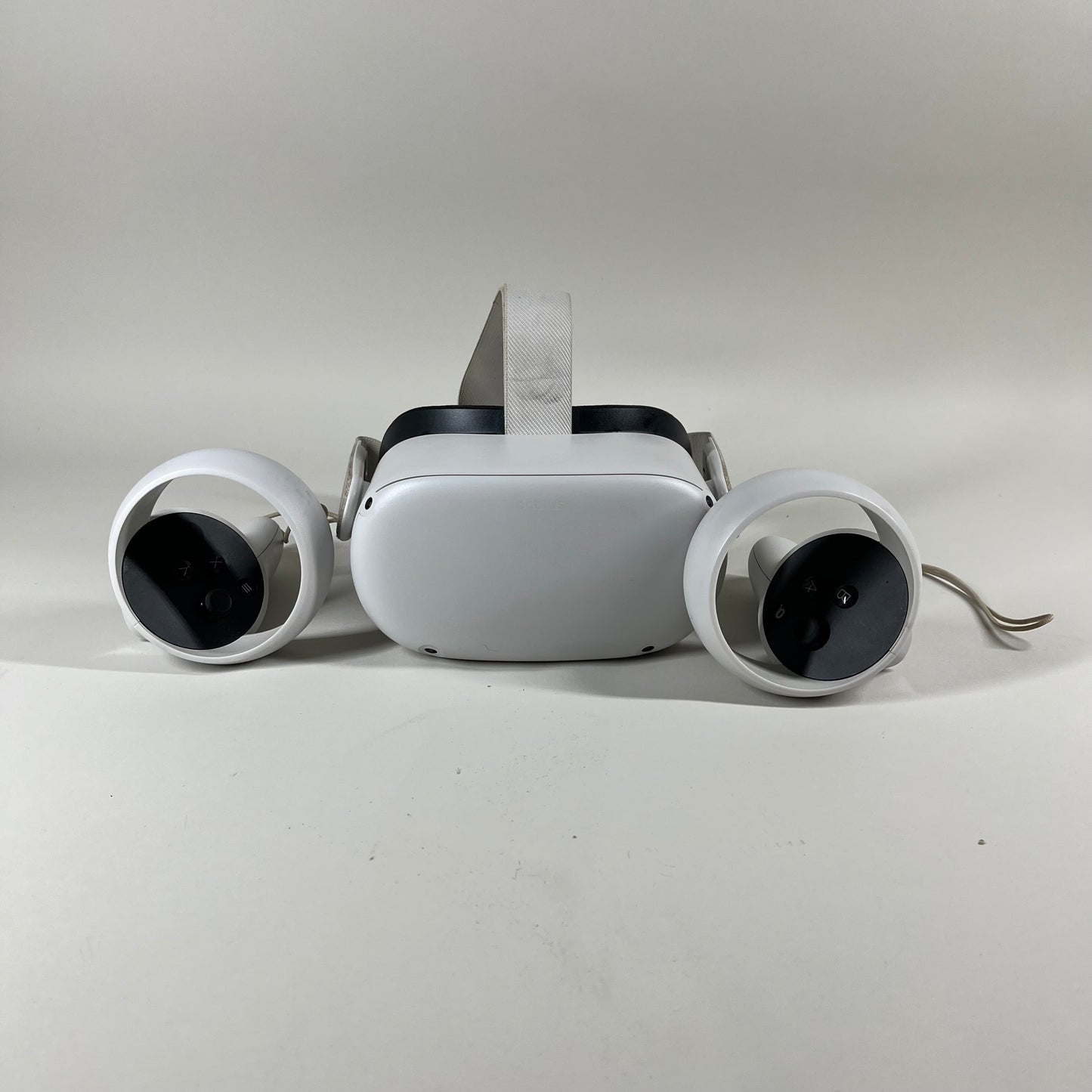 Meta Quest 2 64GB Standalone All-in-One VR Headset KW49CM