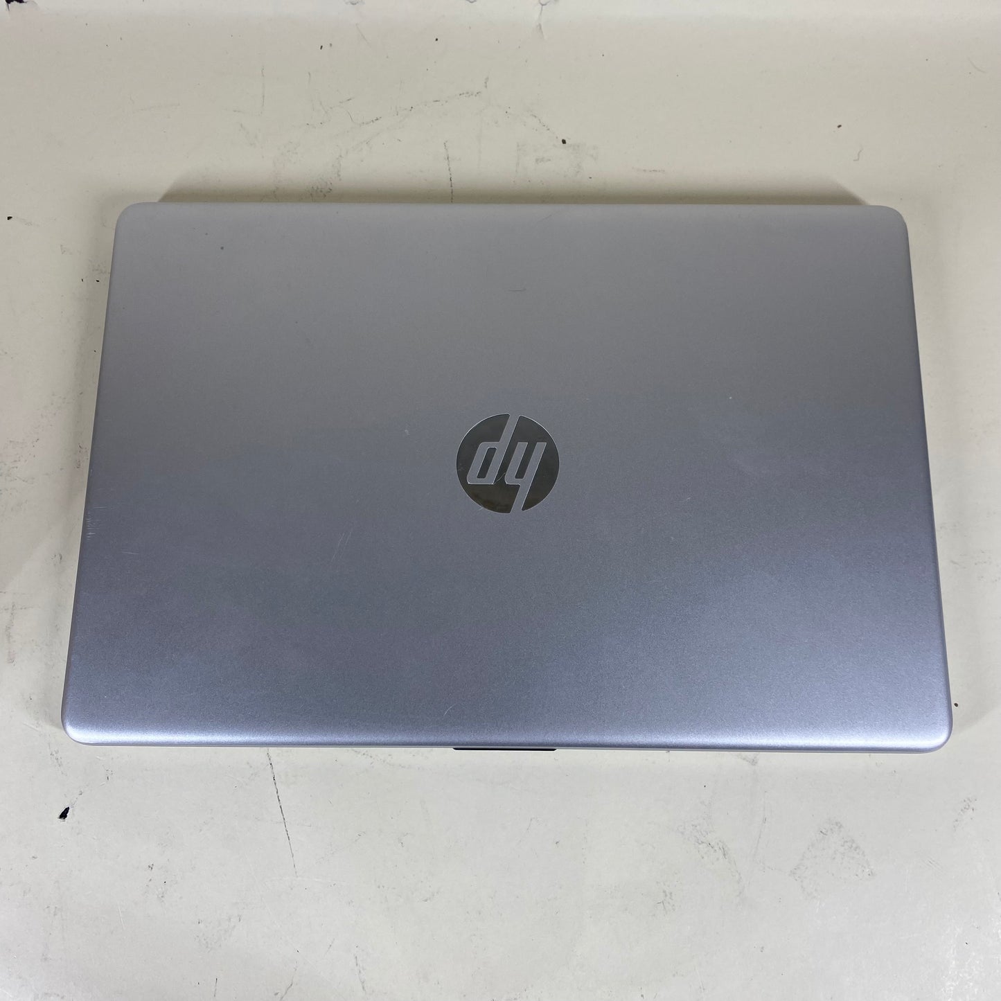 HP 15-ef0023dx 15.6" amd ryzen 5 3500u 2.1GHz 12GB RAM 256GB SSD