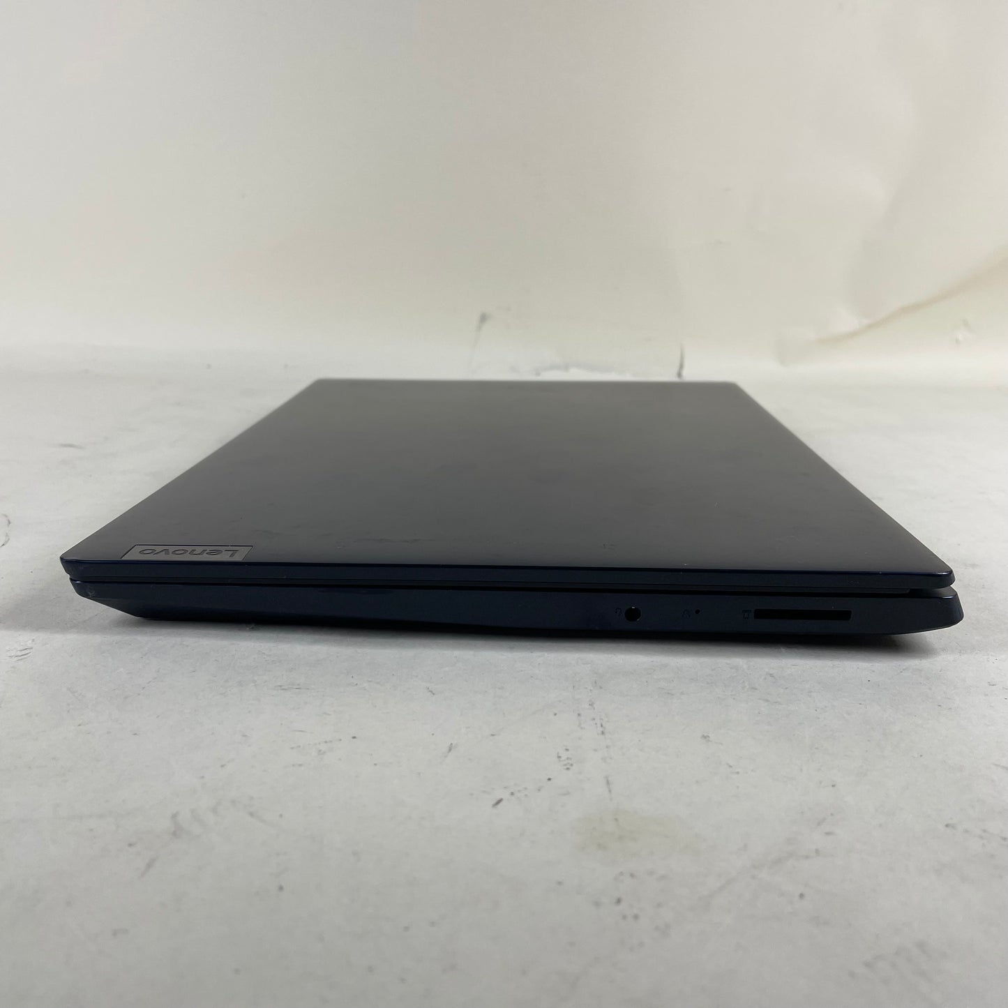 Lenovo Ideapad 3 14" Ryzen 5 3500U 2.1GHz 12GB RAM 256GB SSD Radeon Vega 8