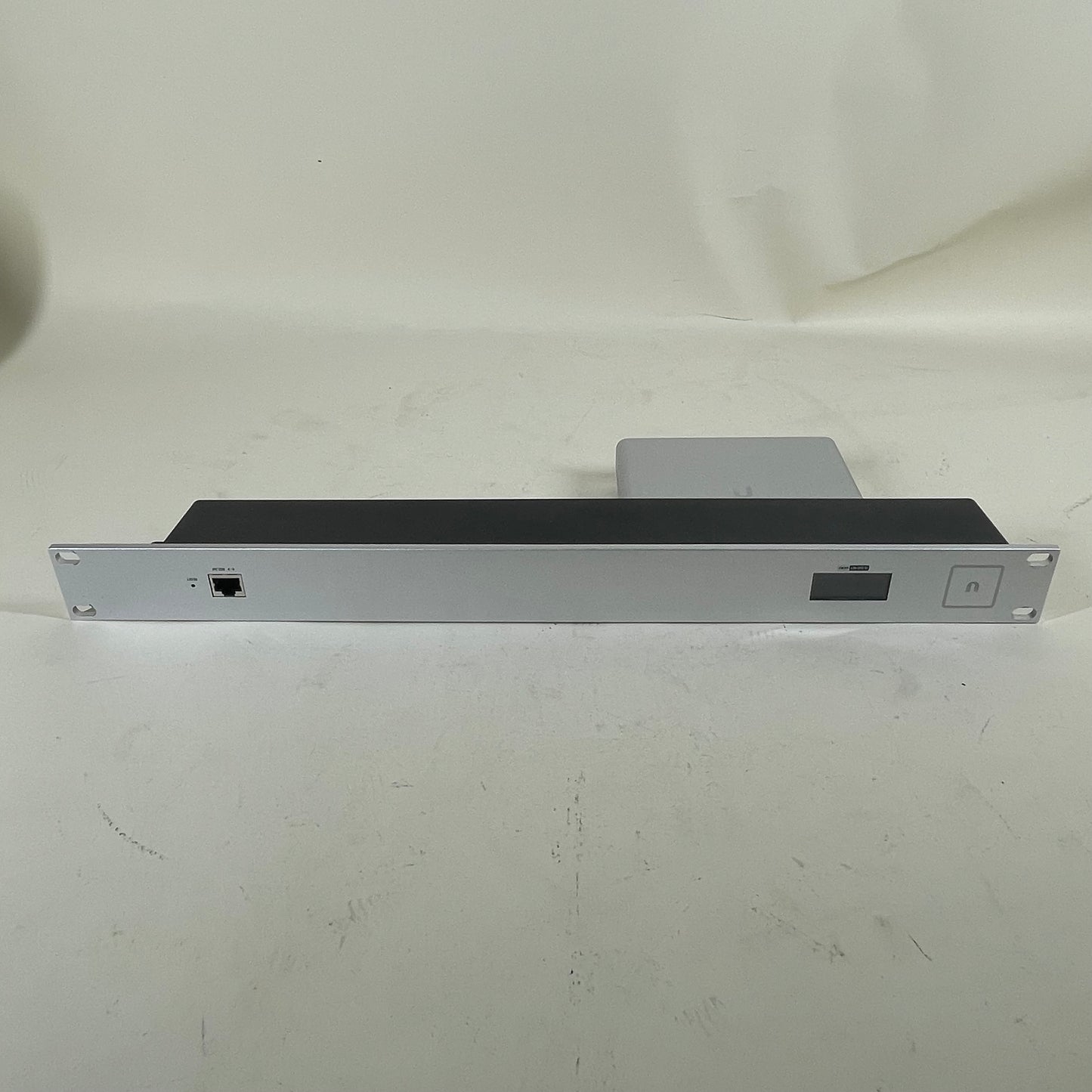 UniFi Cloud key Gen 2 Hardware Controller UCK-G2-PLUS