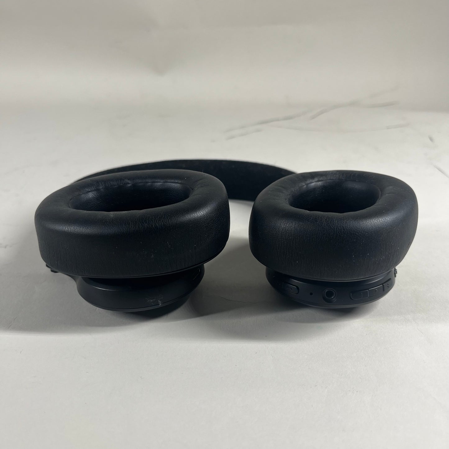 JBL Live 770NC Wireless Over-Ear Bluetooth Headphones Black LIVE770NC