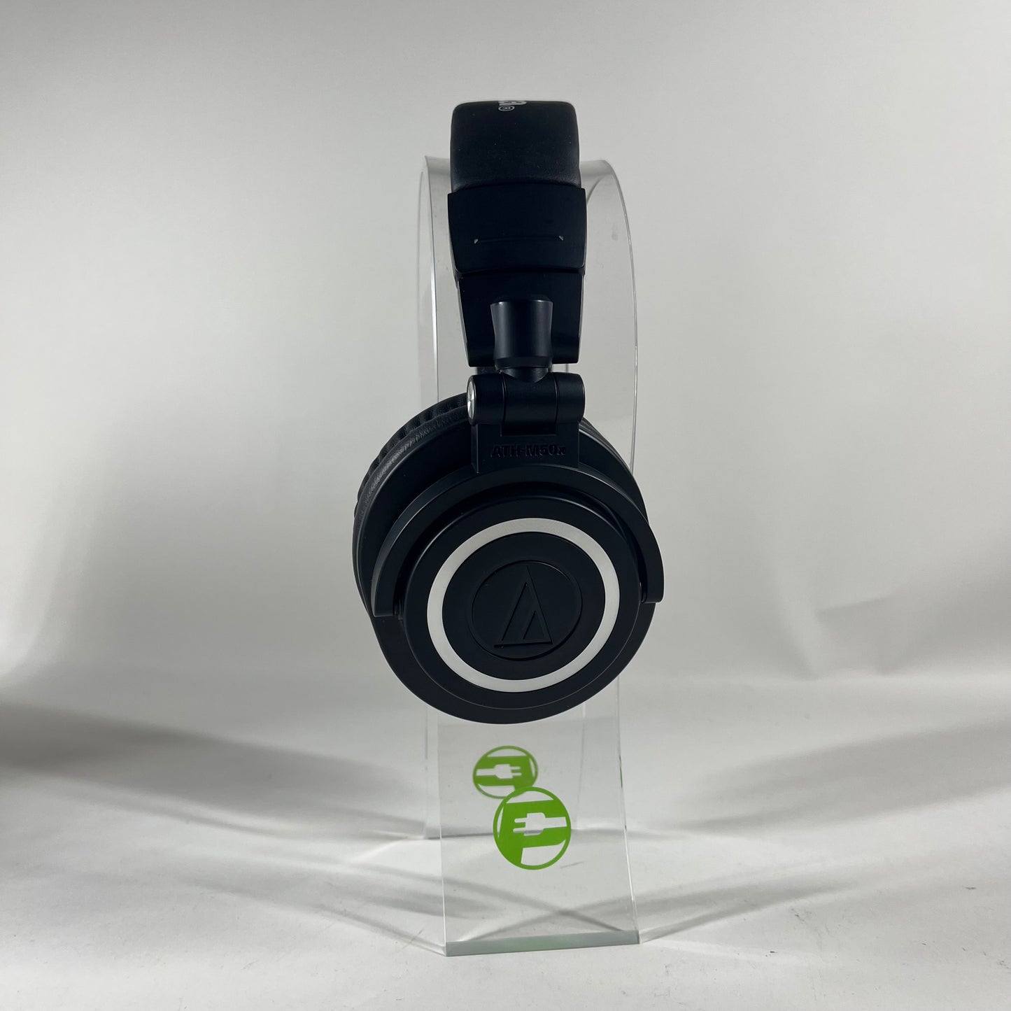 Audio-Technica ATH-M50x Wired Over-Ear Headphones Black