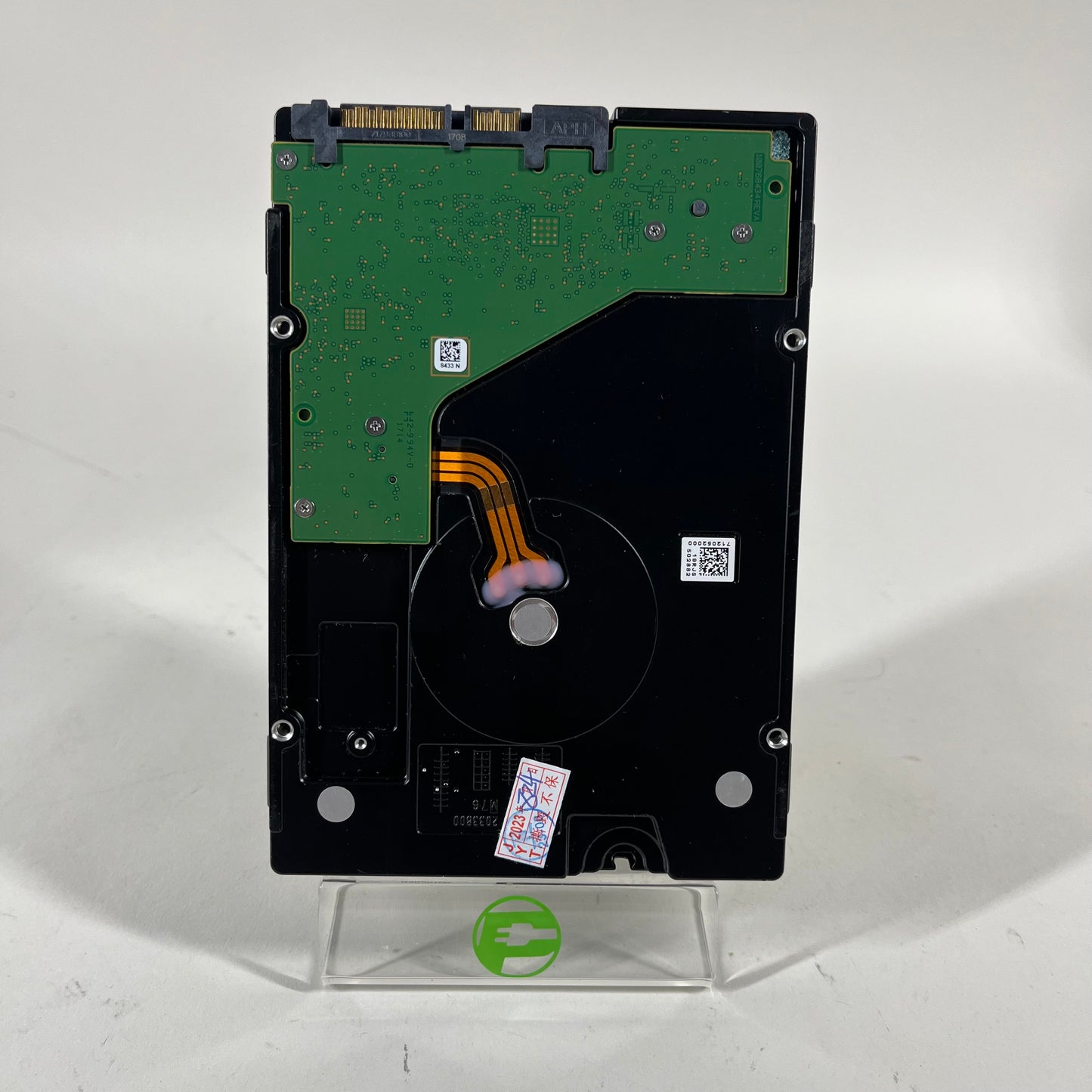 New Seagate 3.5" IRONWOLLF NAS 8TB SATA III 6Gbps SSD ST8000VN0022