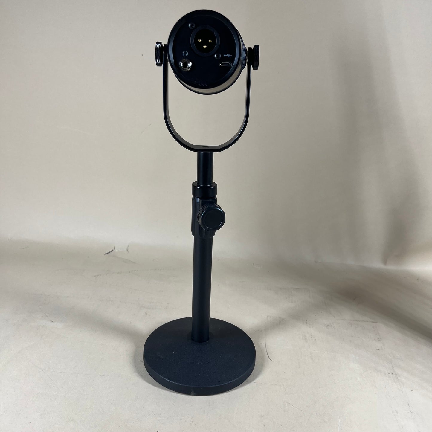 Shure MV7 Podcasting Microphone MV7