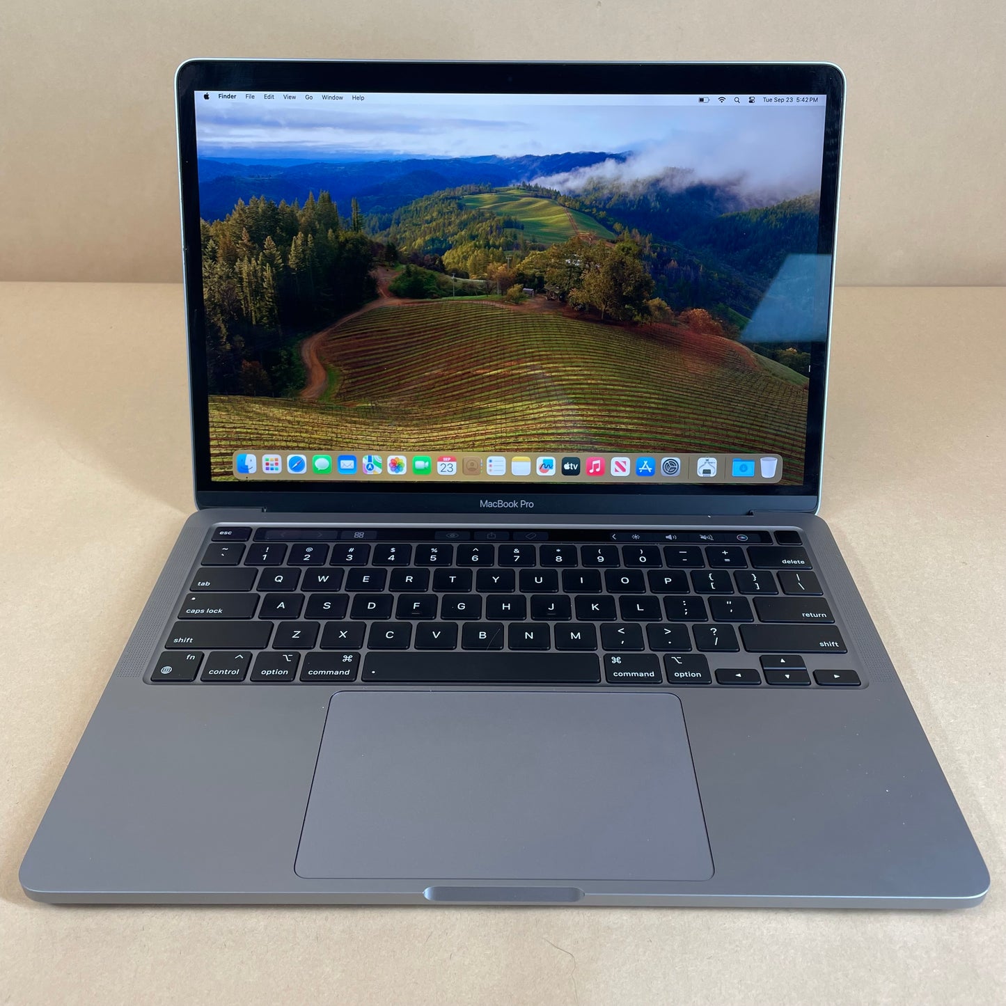 2022 Apple MacBook Pro 13.3" M2 10C GPU 3.5GHz 8GB RAM 512GB SSD A2338