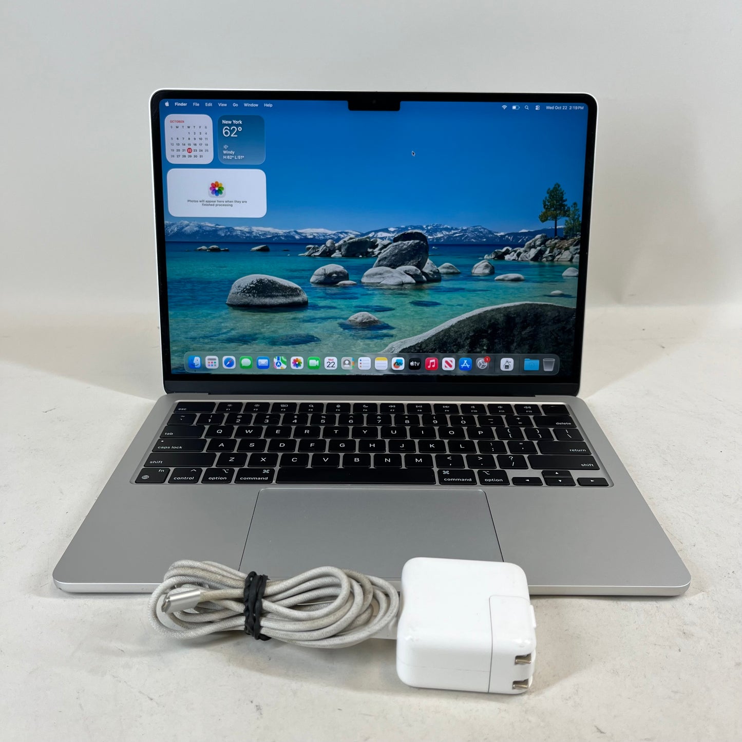 2022 Apple MacBook Air 13.6" M2 8C GPU 3.5GHz 8GB RAM 256GB SSD A2681