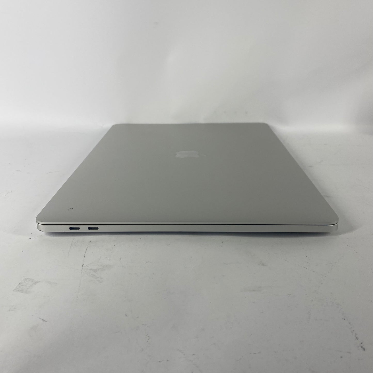 2019 Apple MacBook Pro 16" i7 2.6GHz 16GB RAM 512GB SSD Silver A2141