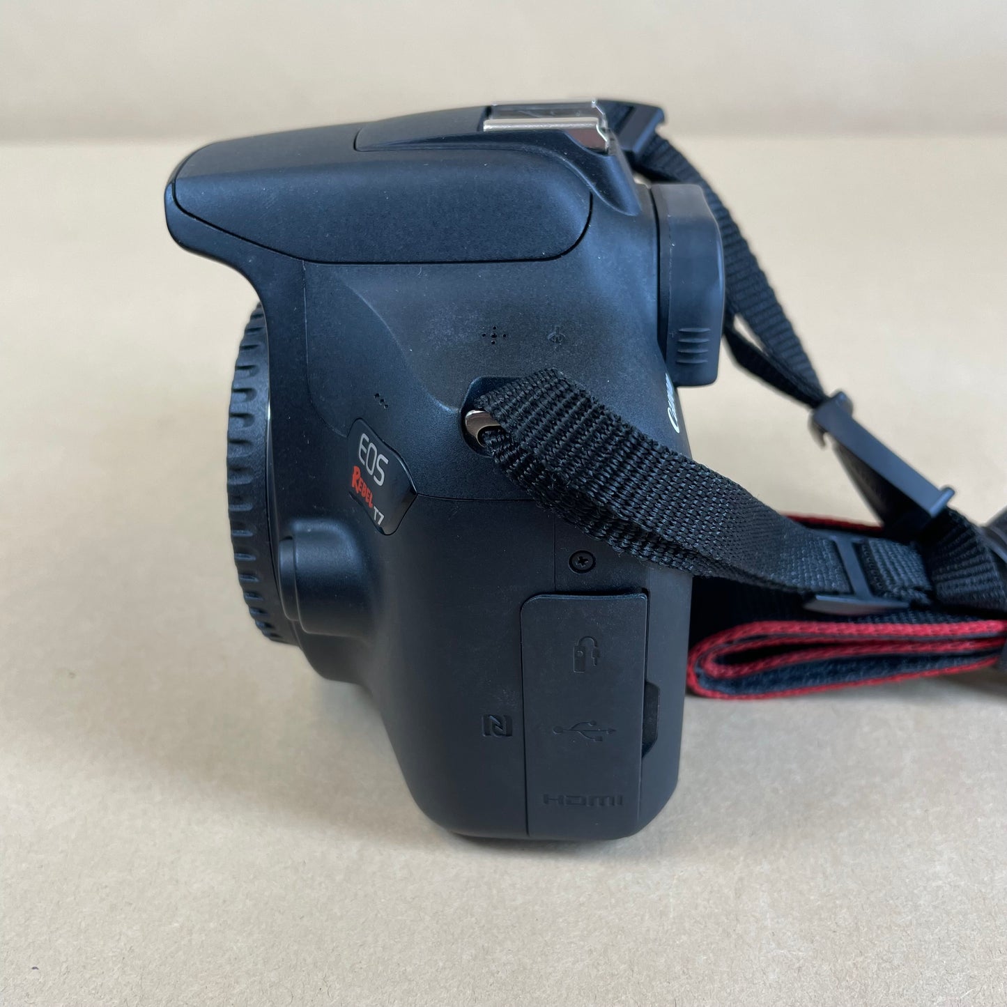 Canon EOS Rebel T7 24.1MP Digital SLR DSLR Camera 3413 Shutter Count