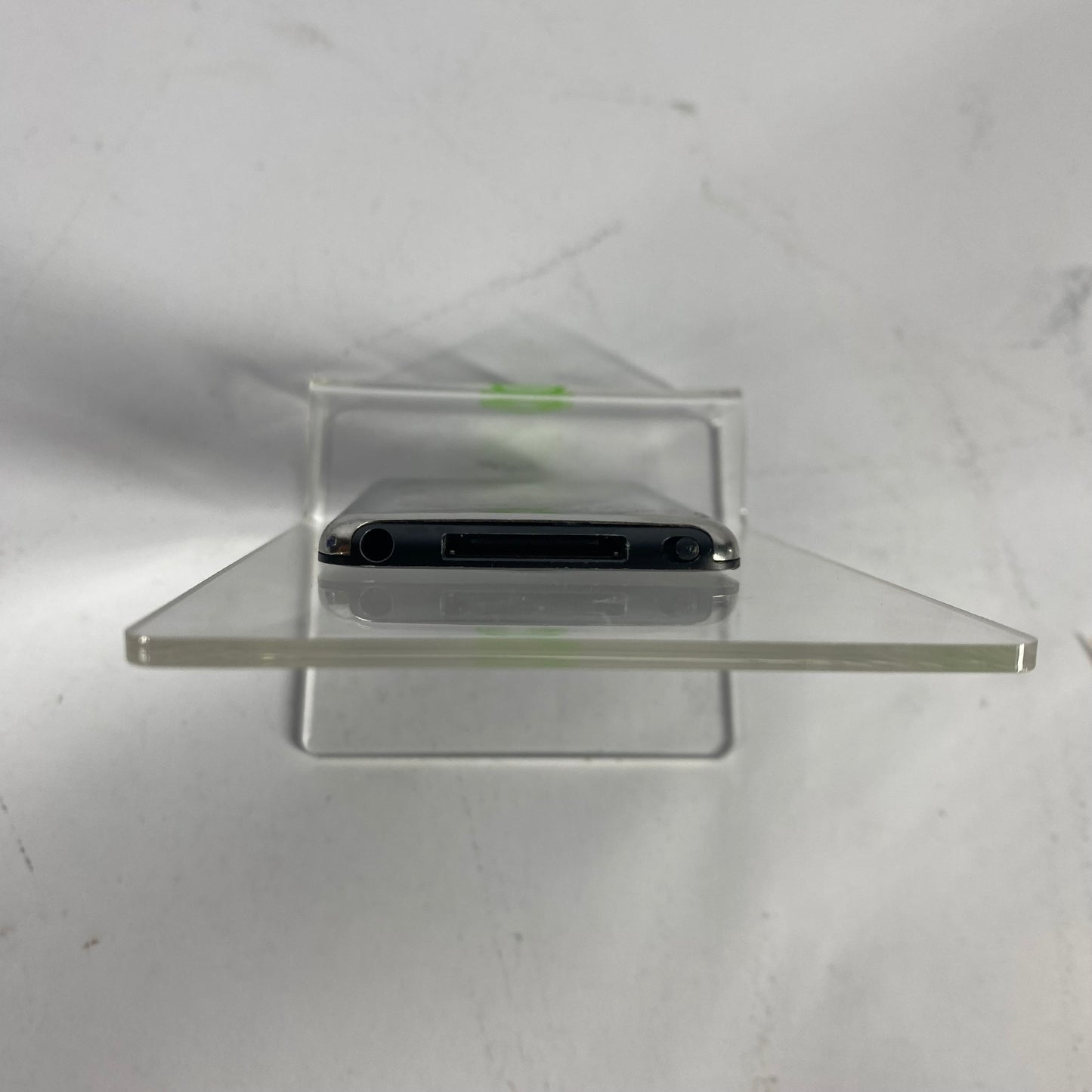 Apple iPod Nano 3rd Gen 8GB Black A1236