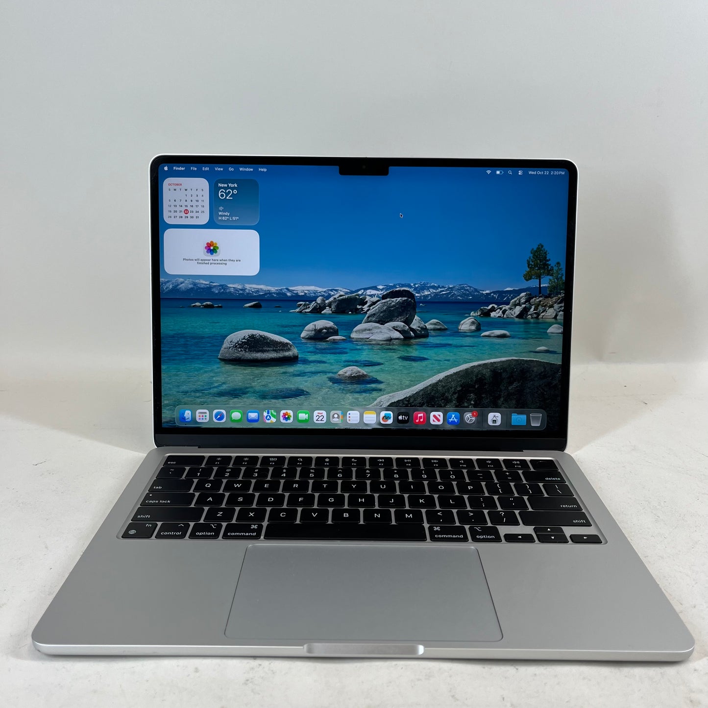 2022 Apple MacBook Air 13.6" M2 8C GPU 3.5GHz 8GB RAM 256GB SSD A2681