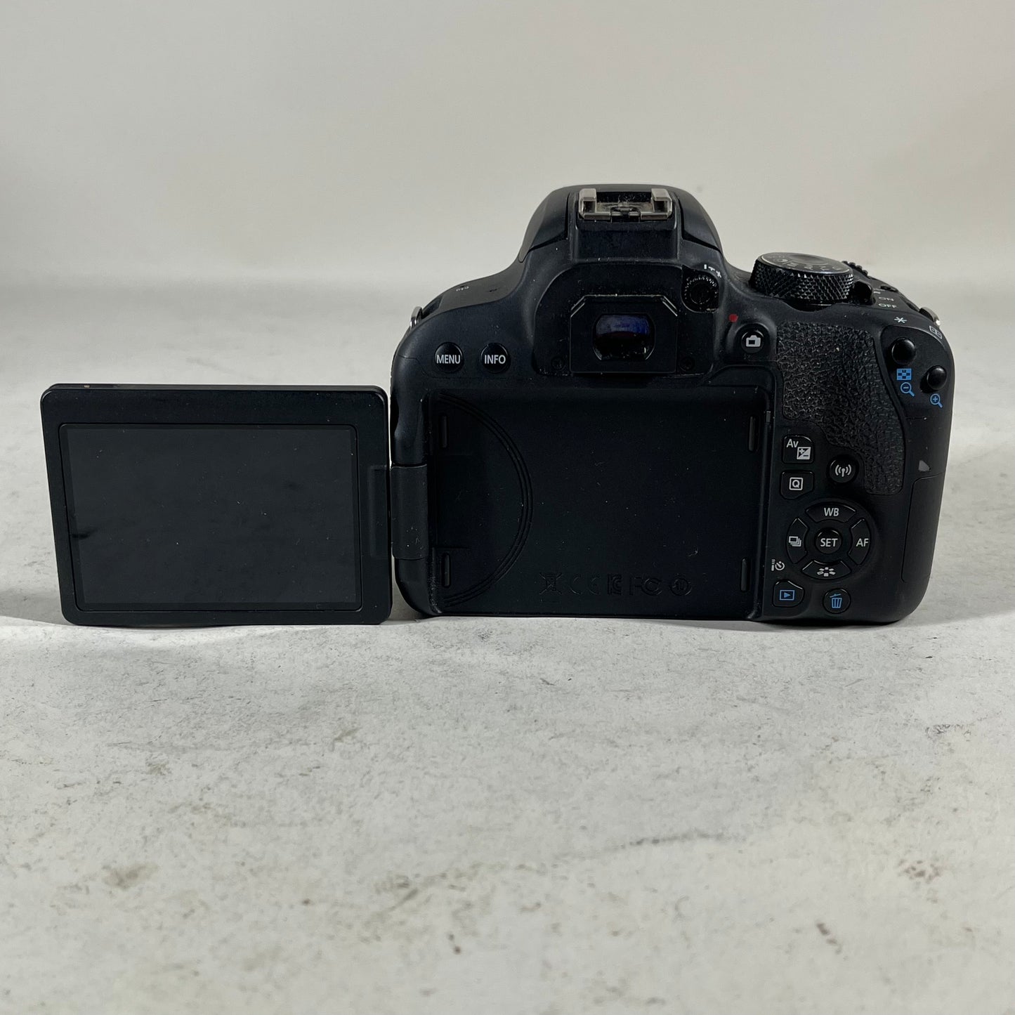 Canon EOS Rebel T7i 24.2MP Digital SLR DSLR Camera