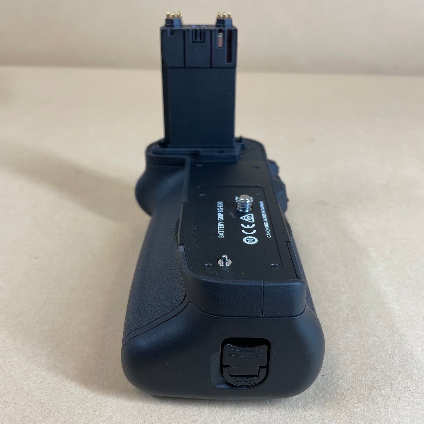Canon Battery Grip For EOS 5D Mark IV BG-E20
