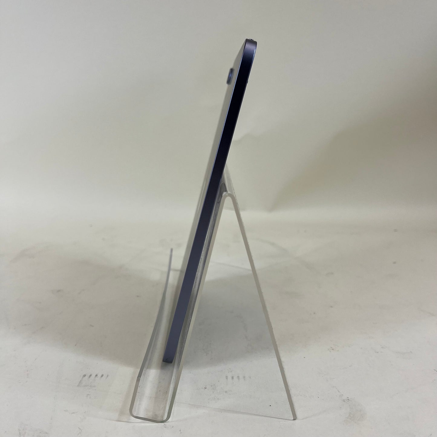 WiFi Only Apple iPad Mini 6th Gen 64GB 18.0.1 PURPLE MK7R3LL/A