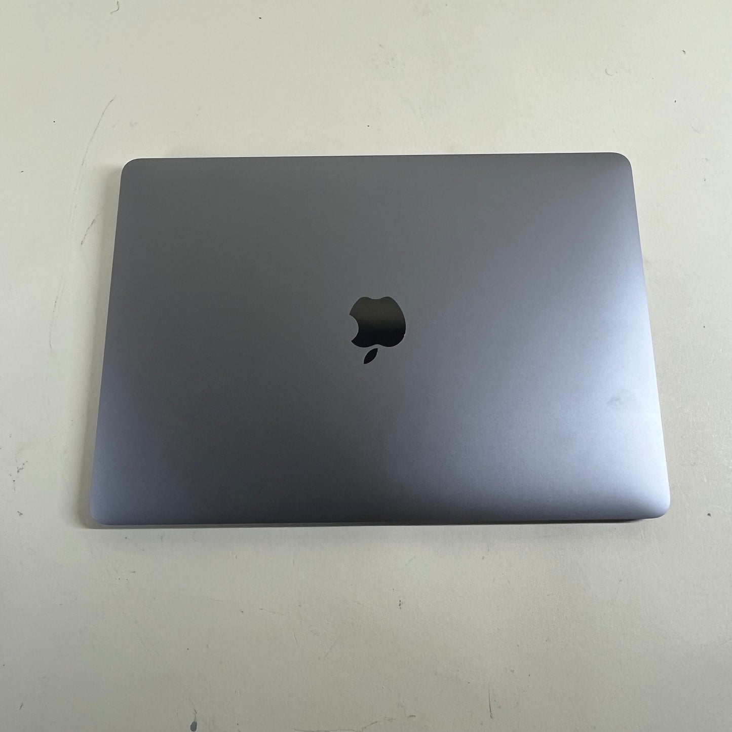 2020 Apple MacBook Air 13.3" M1 8C GPU 3.2GHz 8GB RAM 256GB SSD A2337