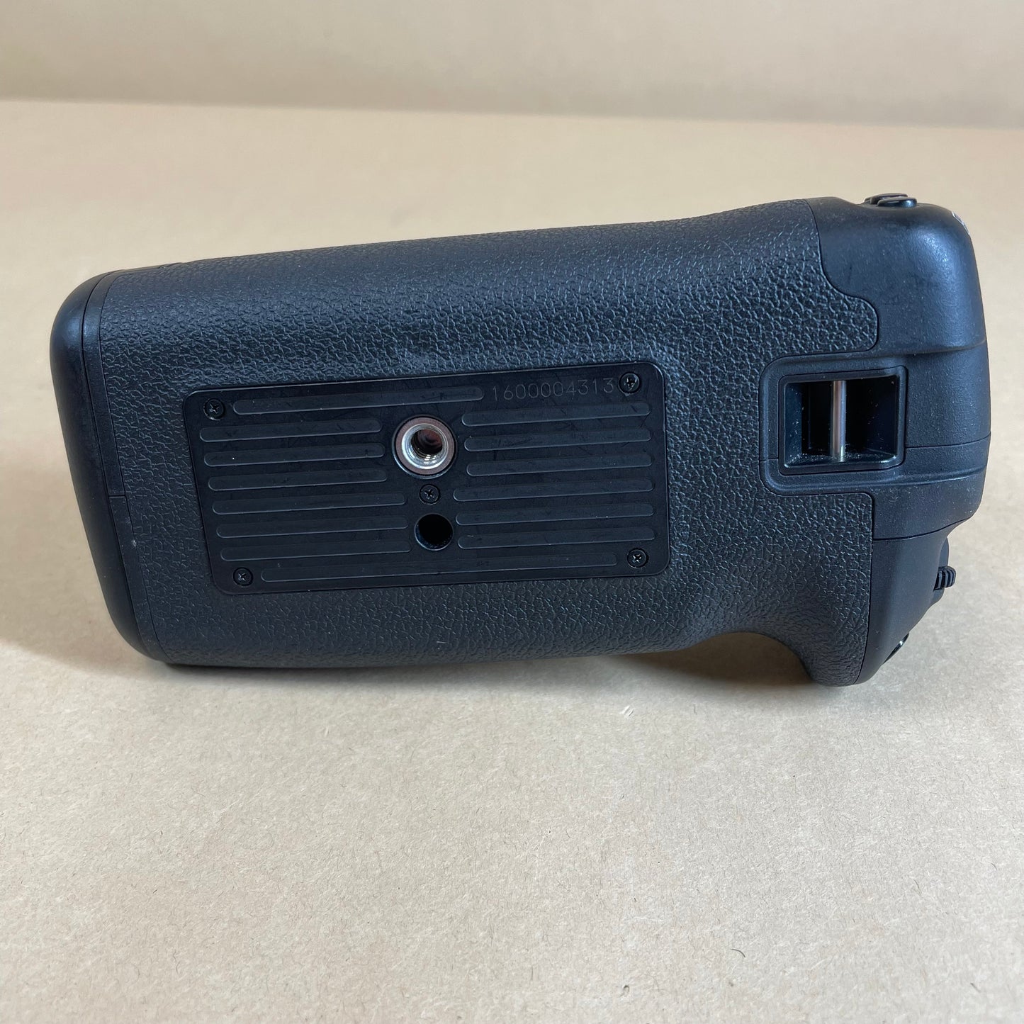Canon Battery Grip For EOS 5D Mark IV BG-E20