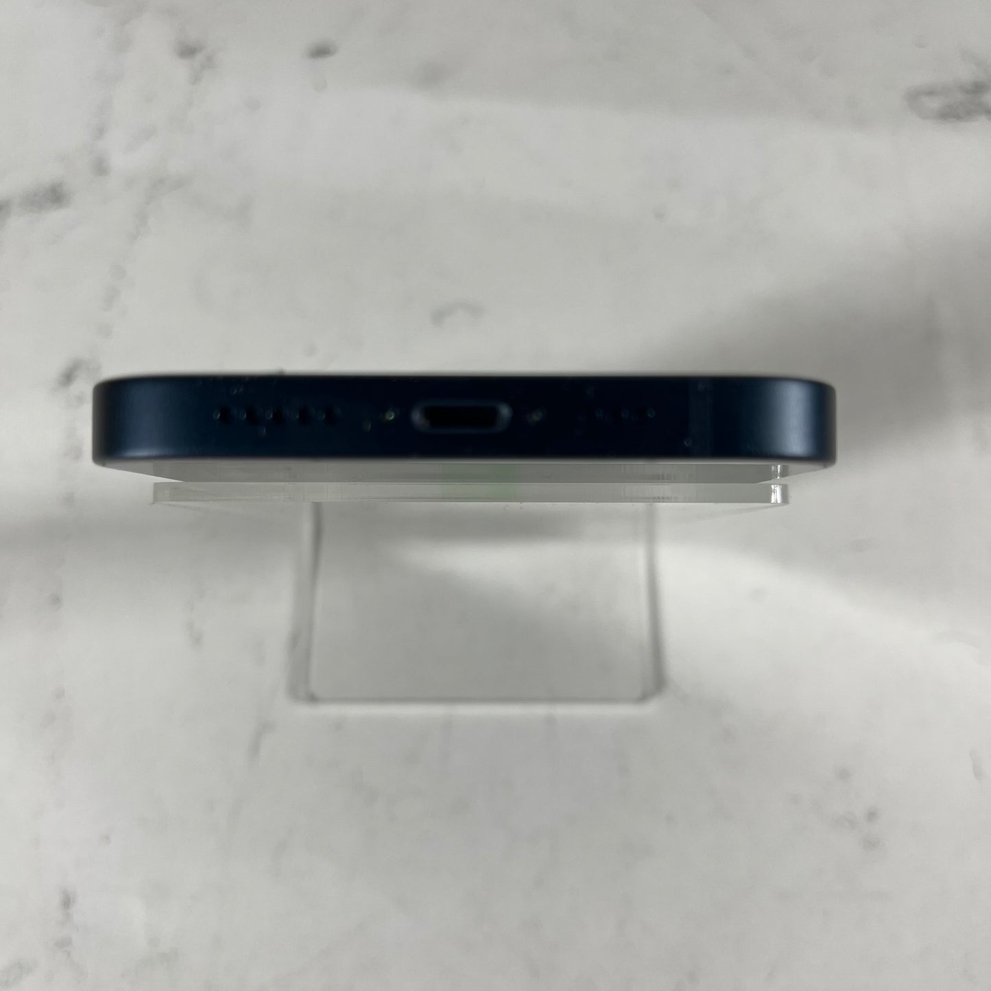 Unlocked Apple iPhone 13 128GB Black NLA23LL/A