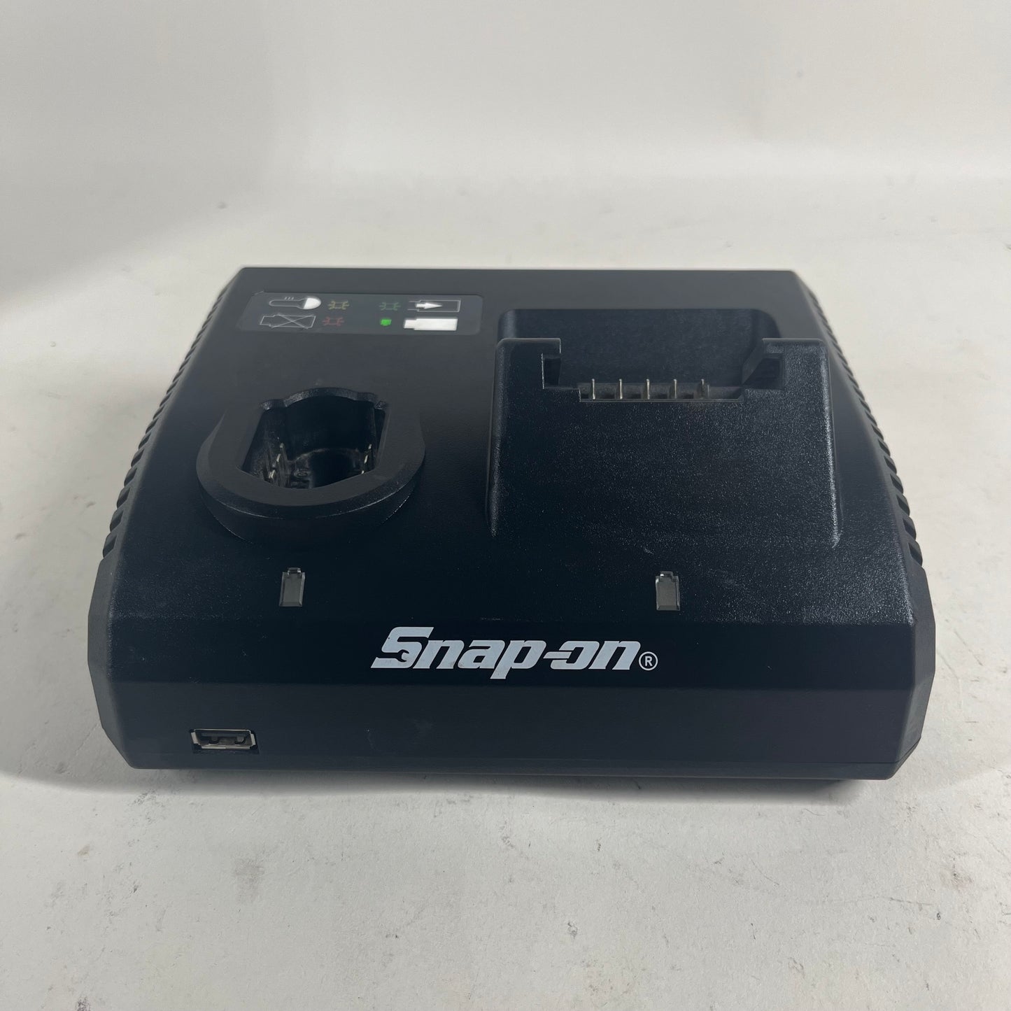 Snap On Battery Charger CTC131