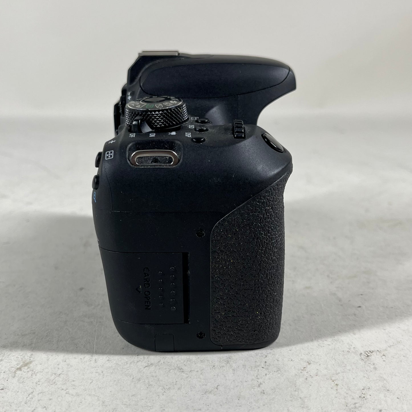 Canon EOS Rebel T7i 24.2MP Digital SLR DSLR Camera