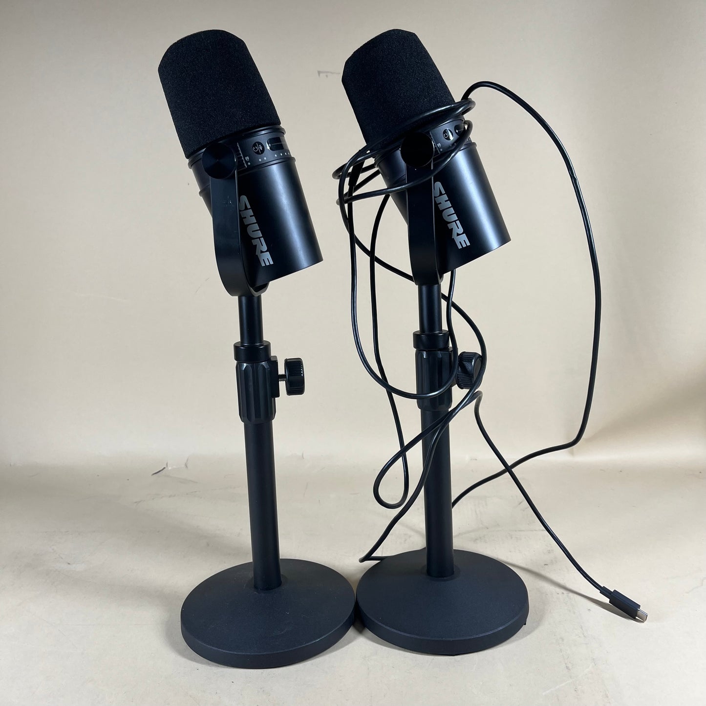 Shure MV7 Podcasting Microphone MV7