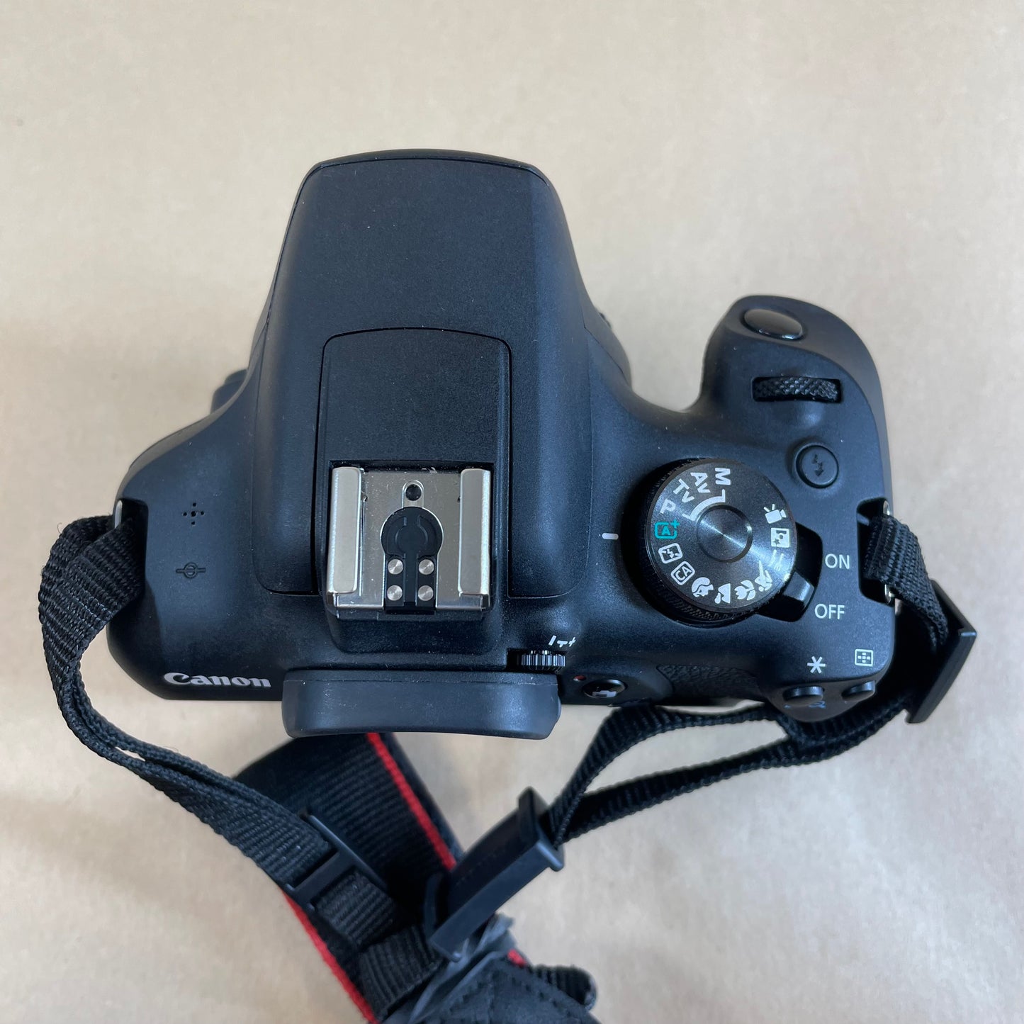 Canon EOS Rebel T7 24.1MP Digital SLR DSLR Camera 3413 Shutter Count