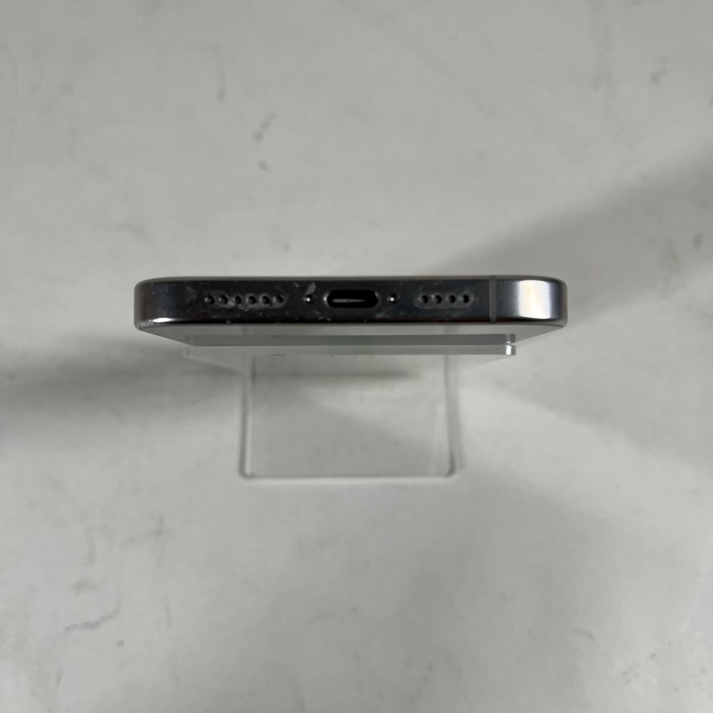 Factory Unlocked Apple iPhone 16 Pro Max 256GB White Titanium MYW63LL/A