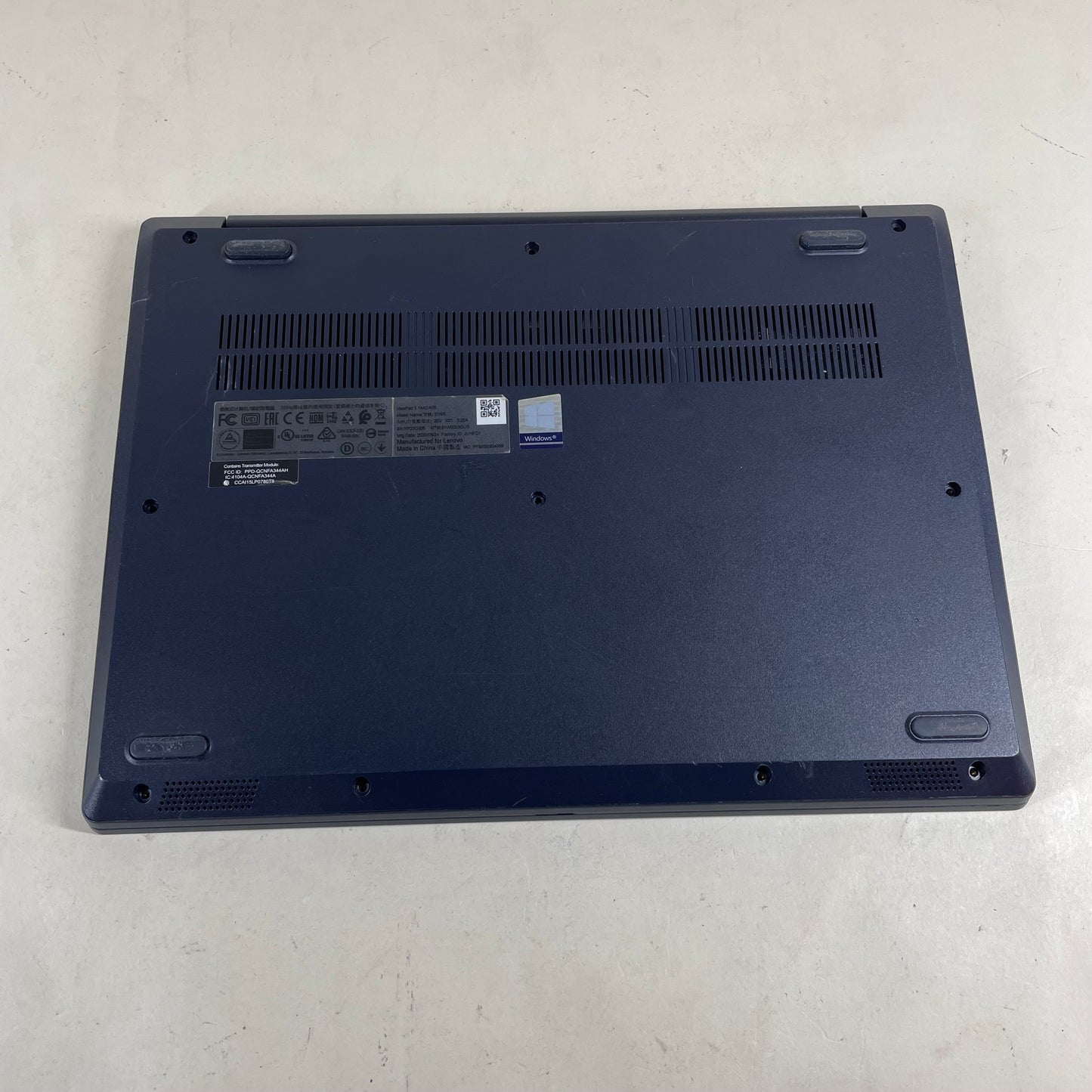 Lenovo Ideapad 3 14" Ryzen 5 3500U 2.1GHz 12GB RAM 256GB SSD Radeon Vega 8