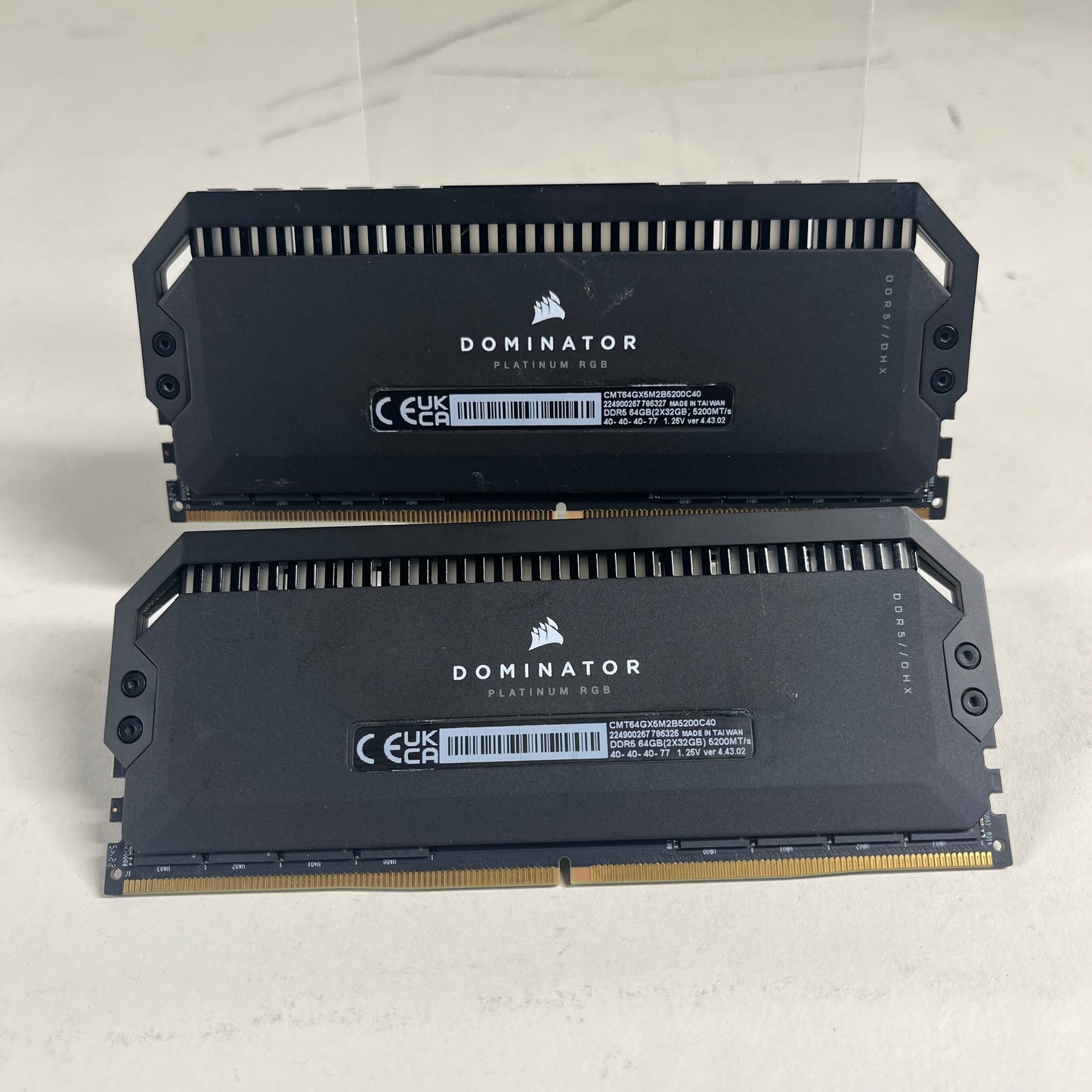 Corsair Dominator Platinum RGB 64GB (2x32GB) RAM DDR5 5200MHz CMT64GX5M2B5200C40