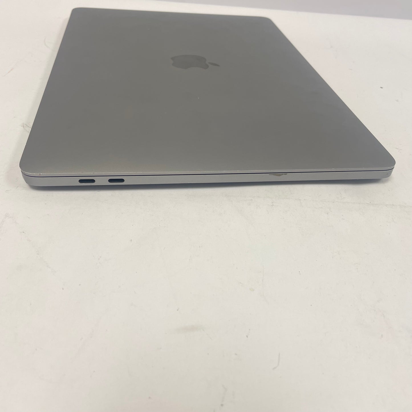 2020 Apple MacBook Pro 13.3" M1 8C GPU 3.2GHz 16GB RAM 1TB SSD A2338