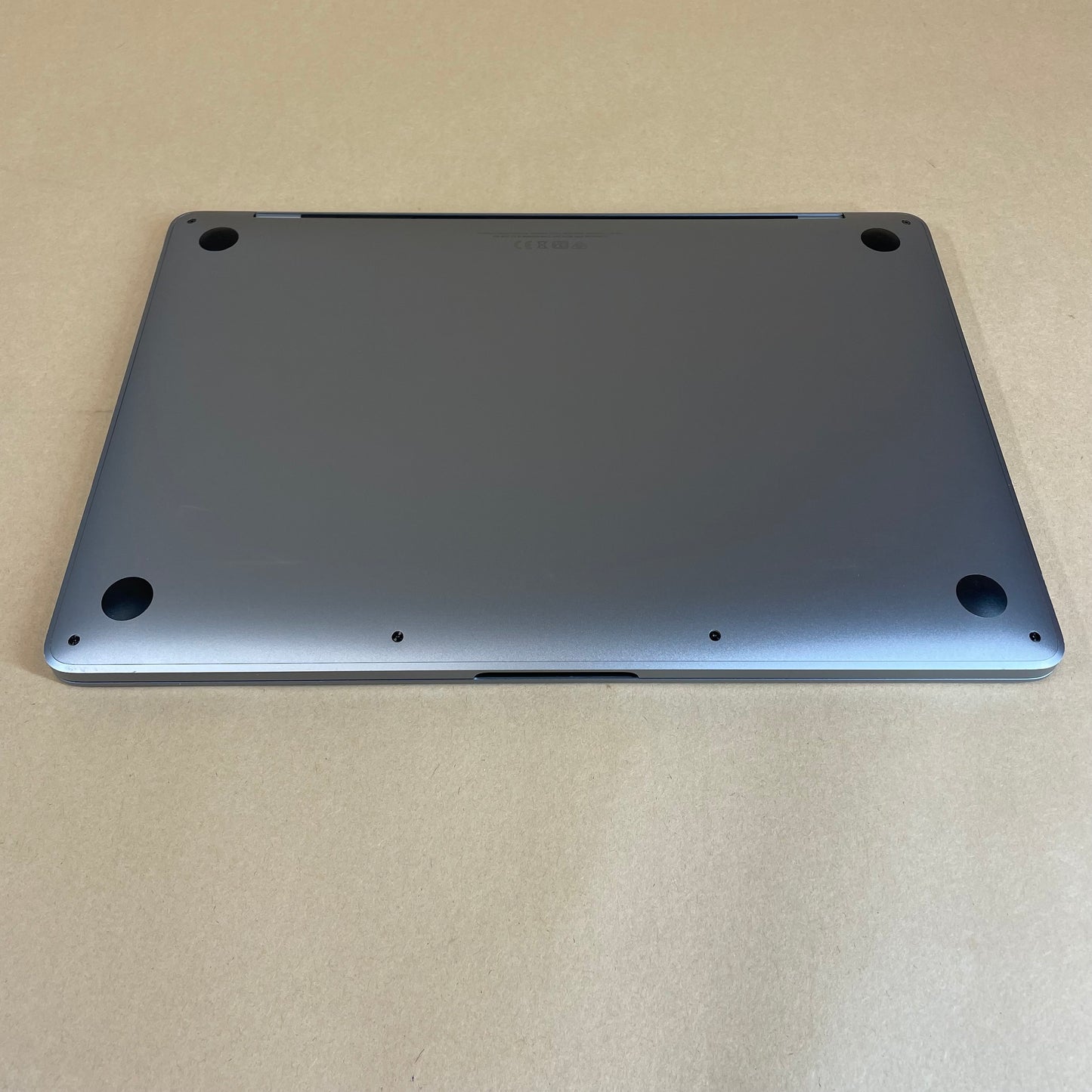 2022 Apple MacBook Pro 13.3" M2 10C GPU 3.5GHz 8GB RAM 512GB SSD A2338