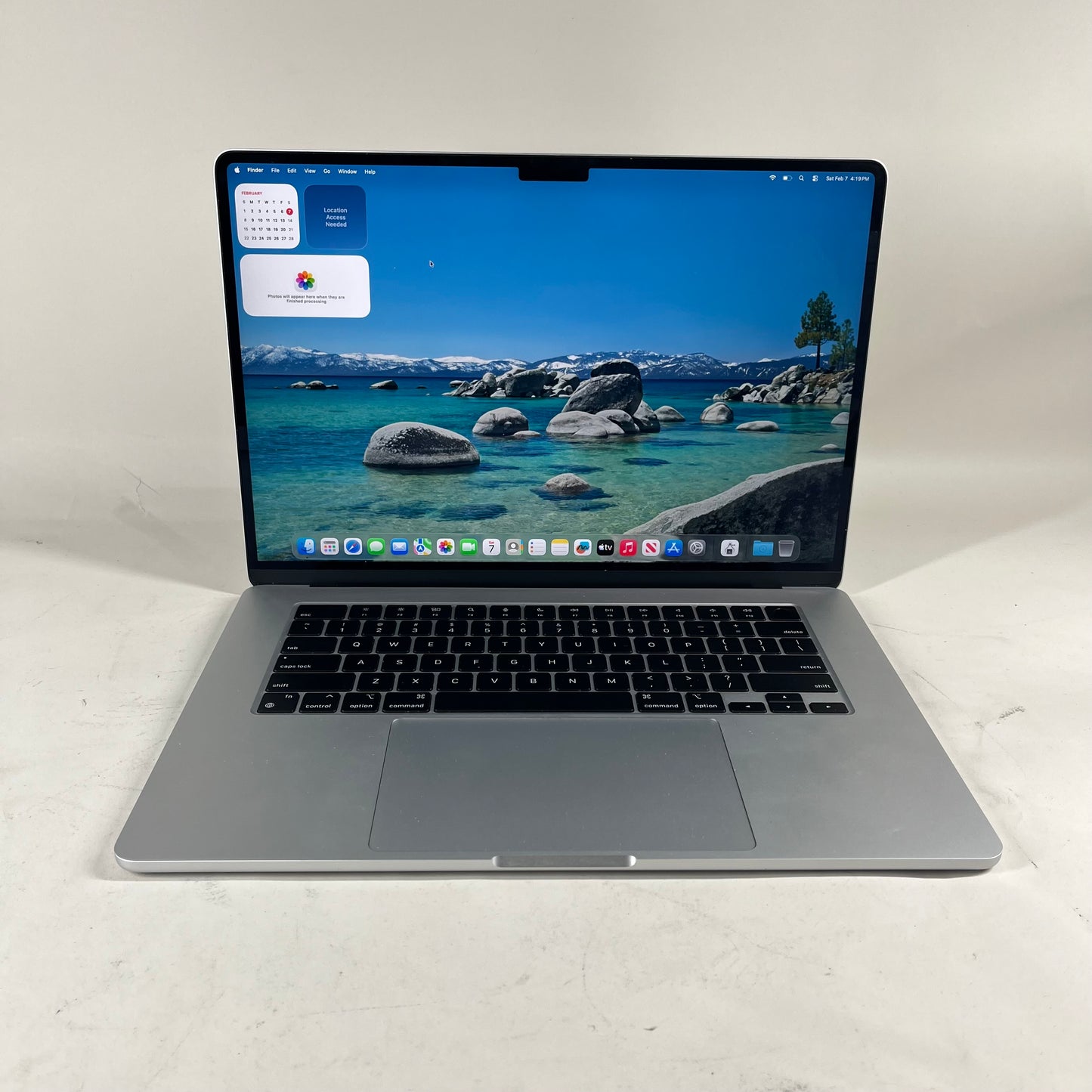 2024 Apple MacBook Air 15" M3 10C GPU 4.0GHz 24GB RAM 1TB SSD A3114