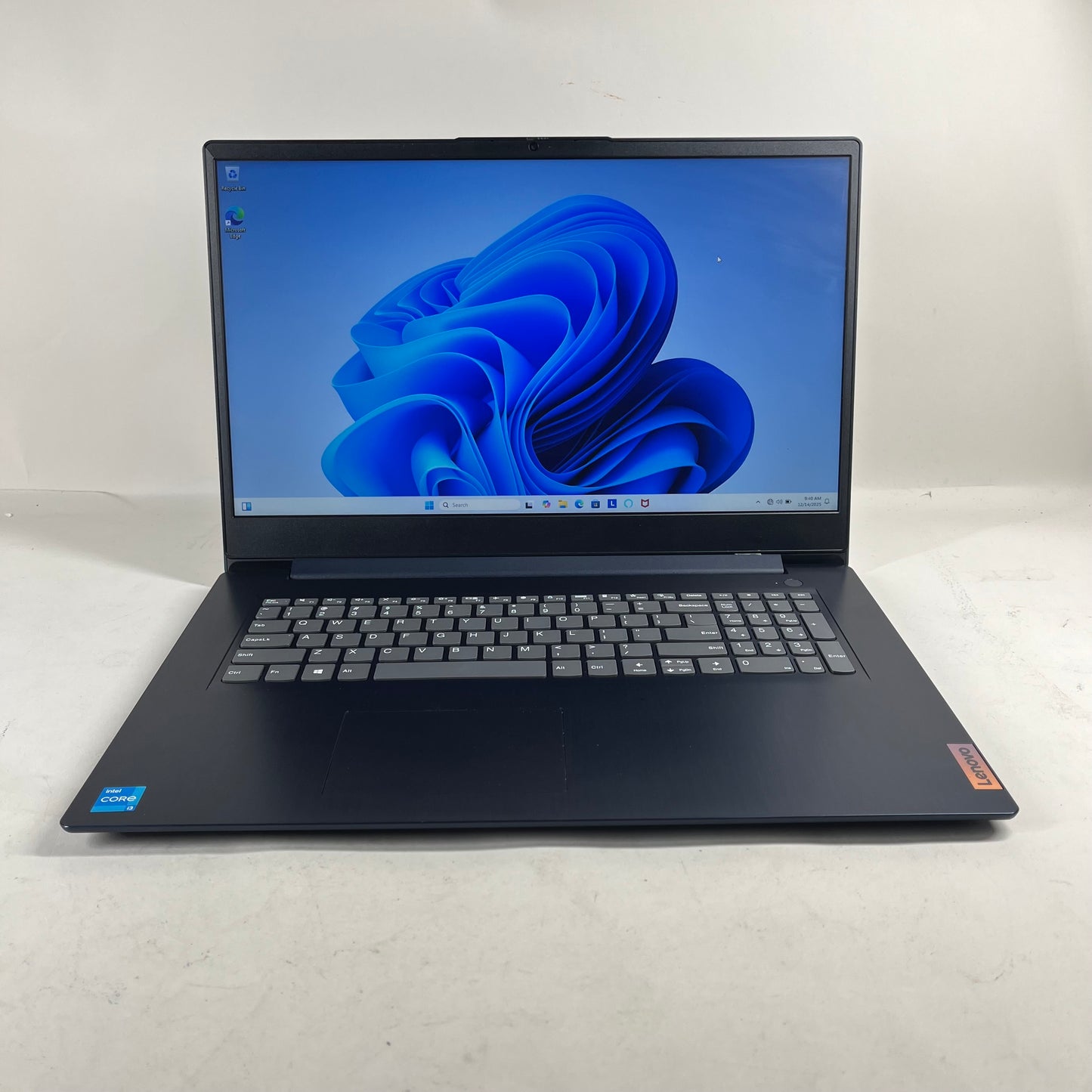 Lenovo IdeaPad 3 17ITL6 17.3" i3-1115G4 3.0GHz 8GB RAM 1TB SSD