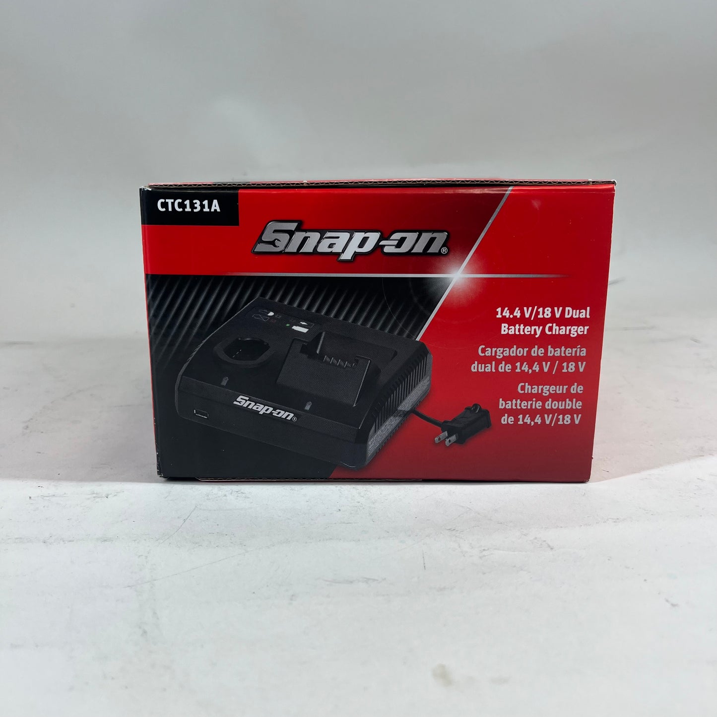 New Snap-On CTC131A 14.4V/18V Battery Charger