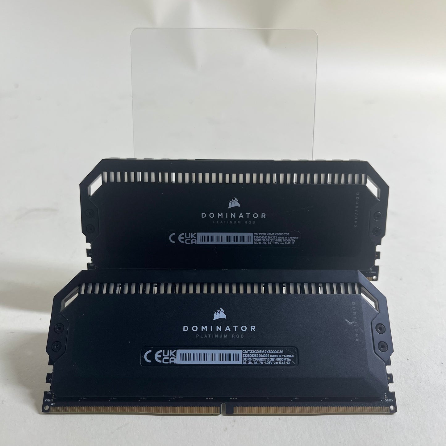 Corsair Dominator Platinum RGB 32GB (2x16GB) RAM DDR5 6000MT/s 