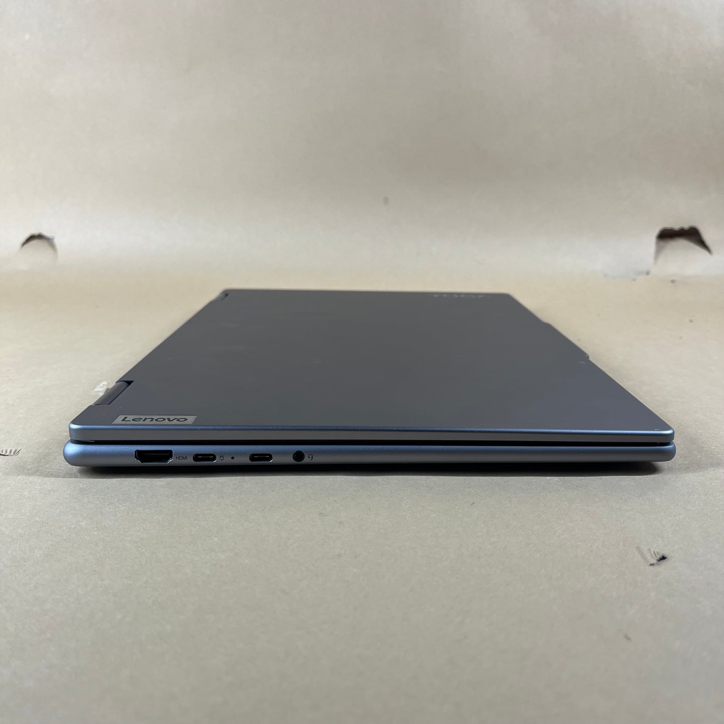 Lenovo Yoga 7 16ARP8 16" AMD Ryzen 5 7535u 2.9GHz 8GB RAM 512GB SSD
