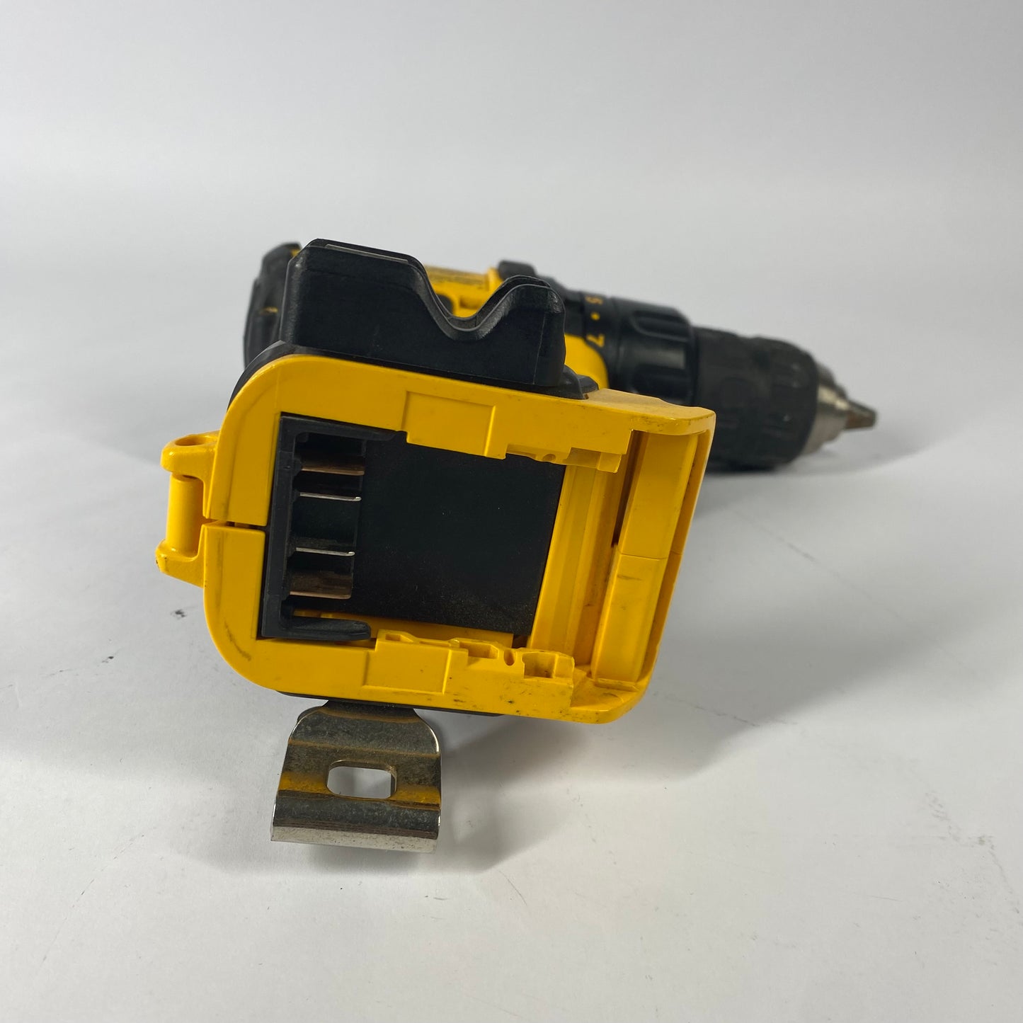 DeWalt DCD780 20V 1/2" (13mm) Cordless Drill Driver