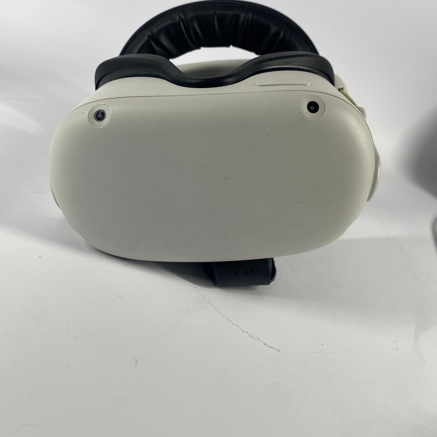 Oculus Quest 2 64GB Standalone All-in-One VR Headset KW49CM