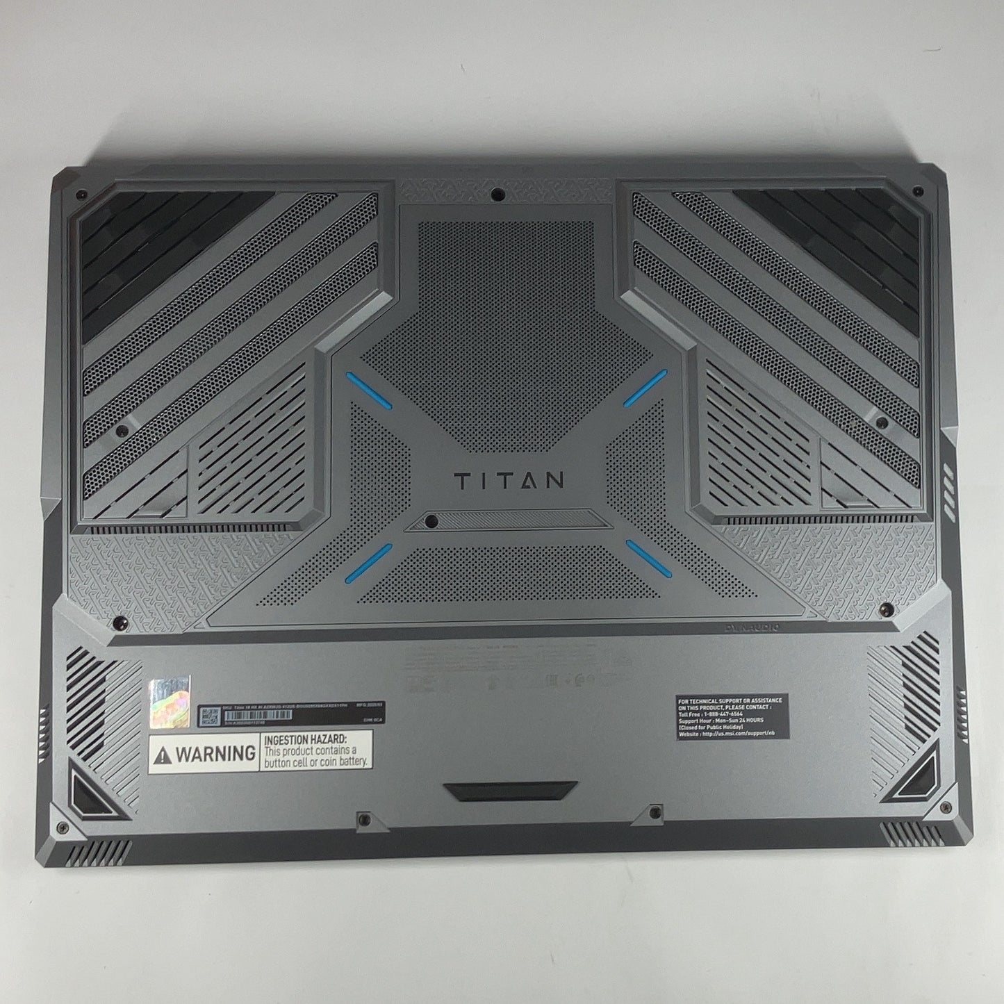 MSI Titan 18 HX AI 18" Ultra 9 285HX 2.8GHz 96GB RAM 2TB SSD GeForce RTX 5090